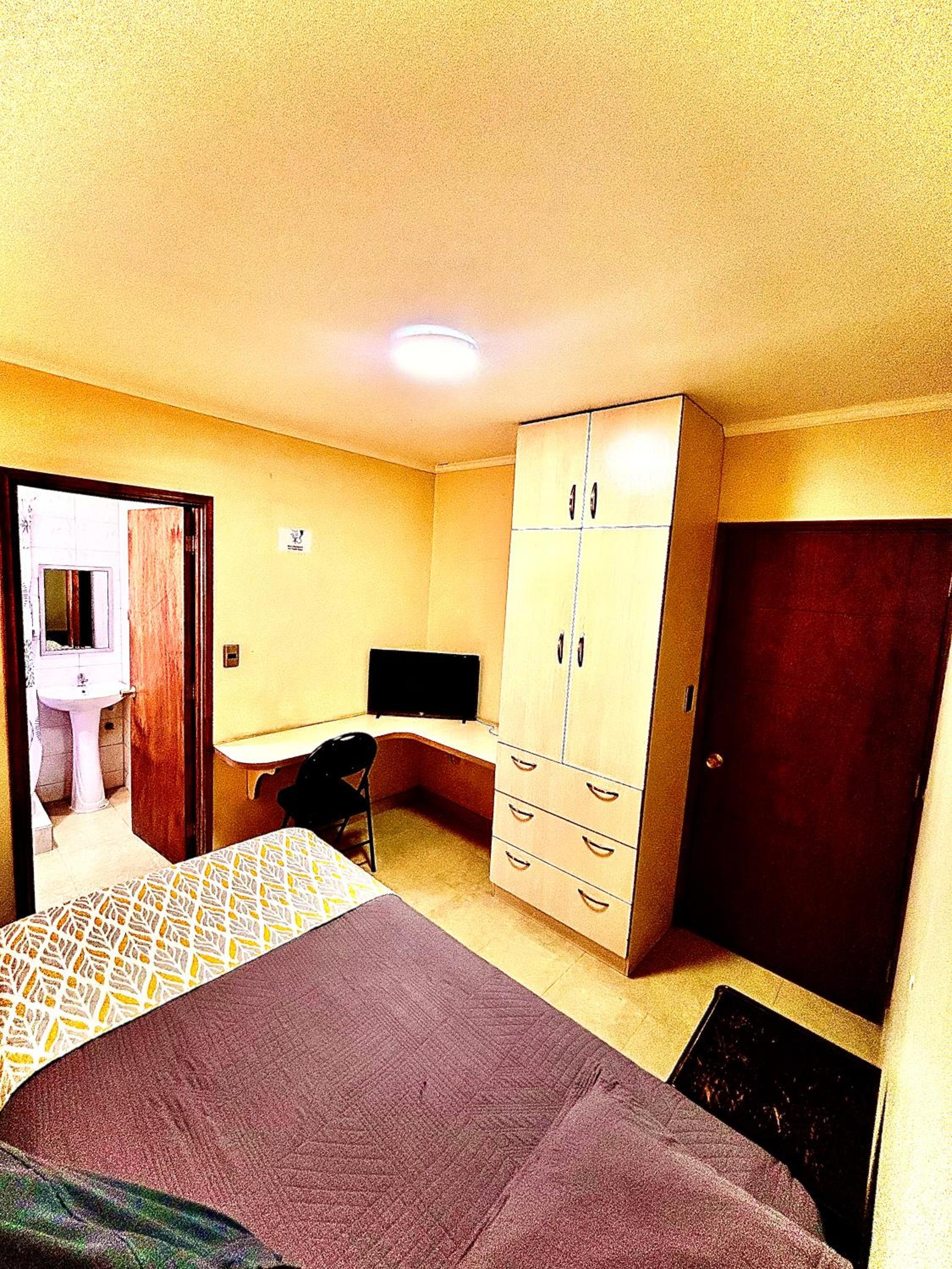 Budget Single Room photo 2
