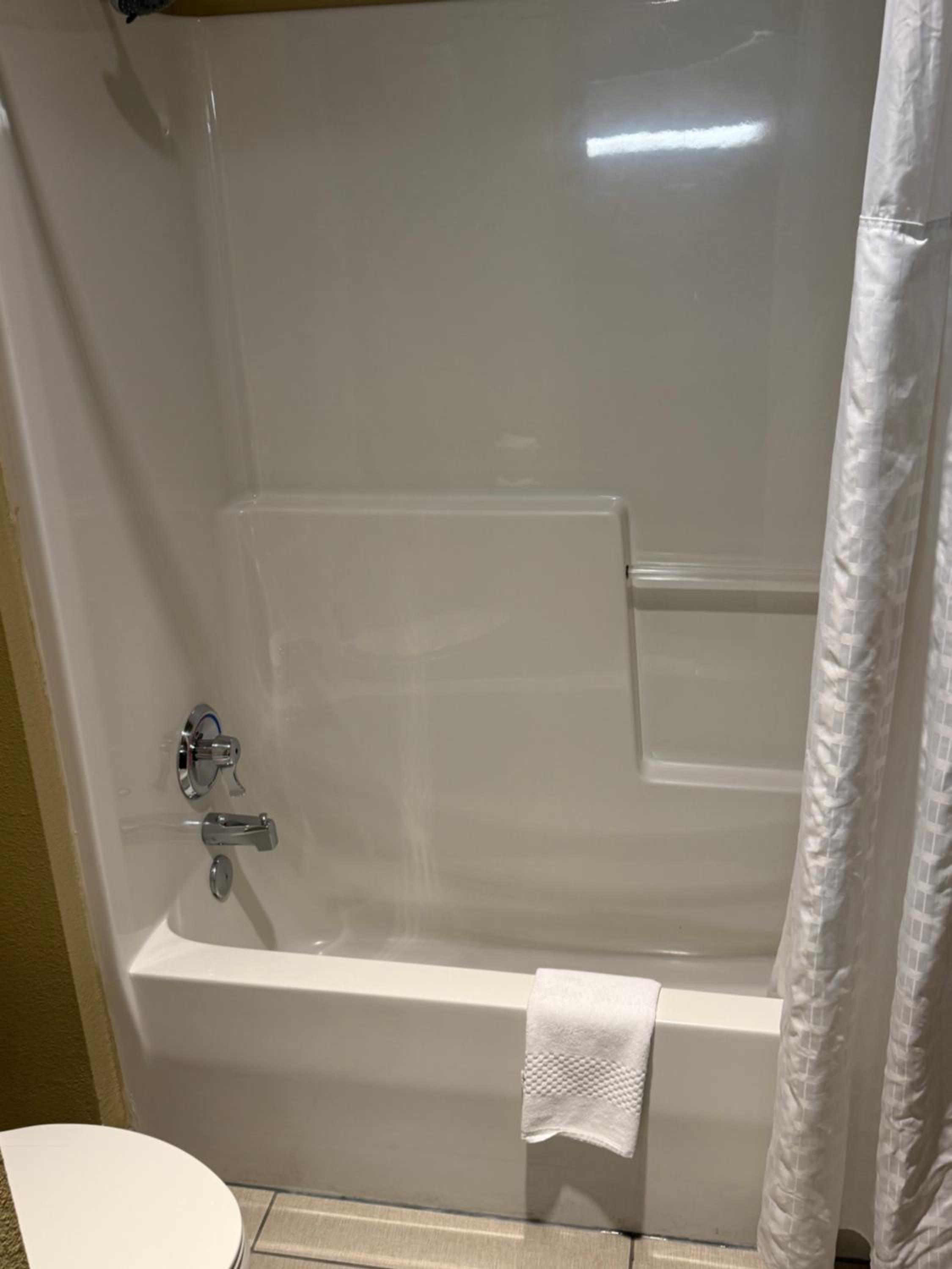 Standard Room J - Photo 3
