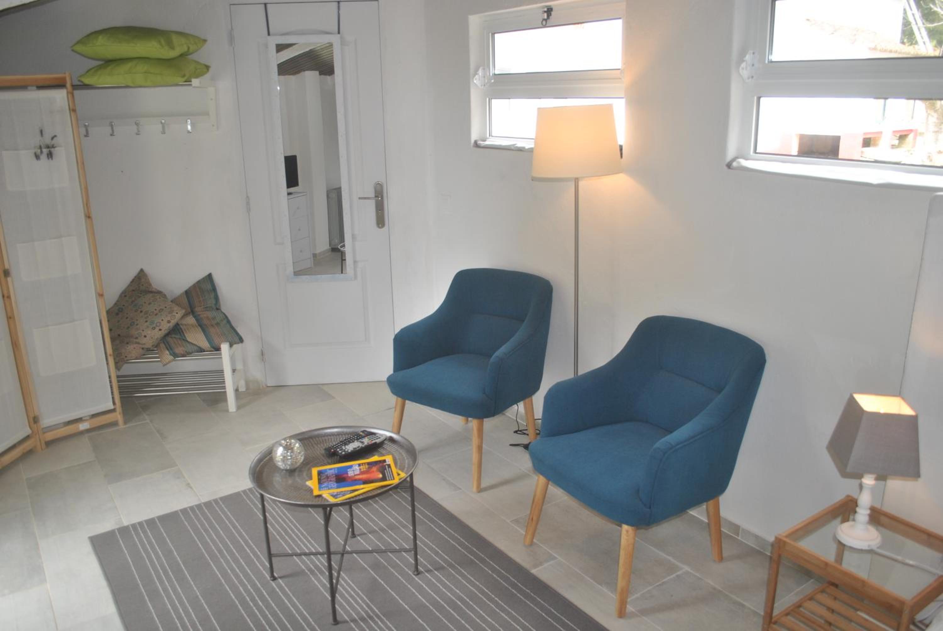 Suite with Terrace and Mountain & Ocean View - Photo 5
