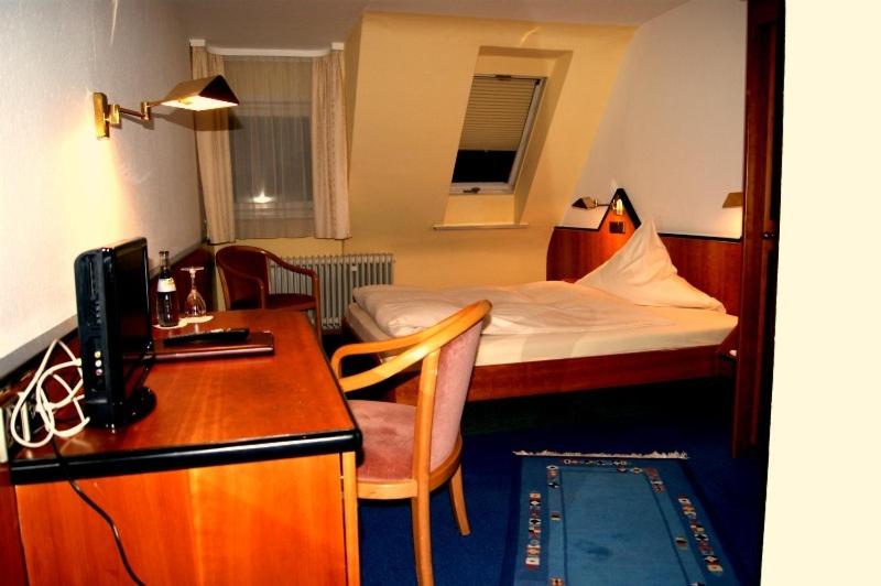 Double Room - Photo 6