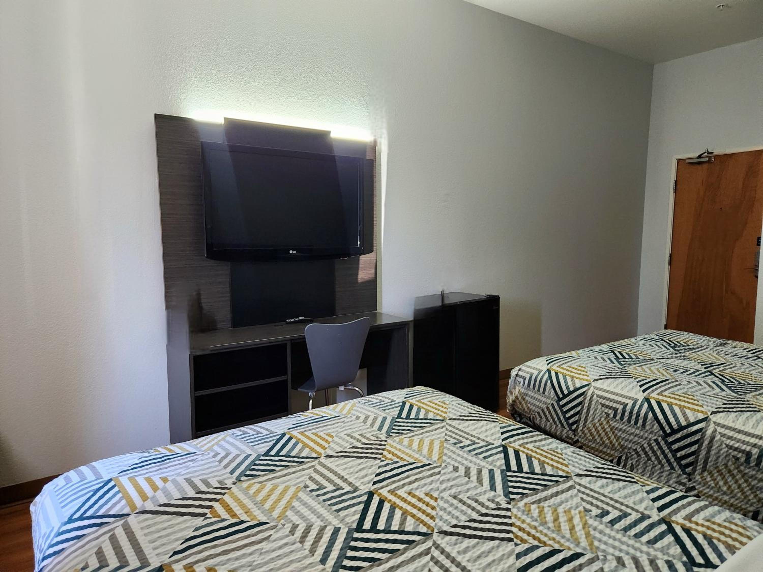 Double Room with Two Double Beds - Non-Smoking - Photo 11