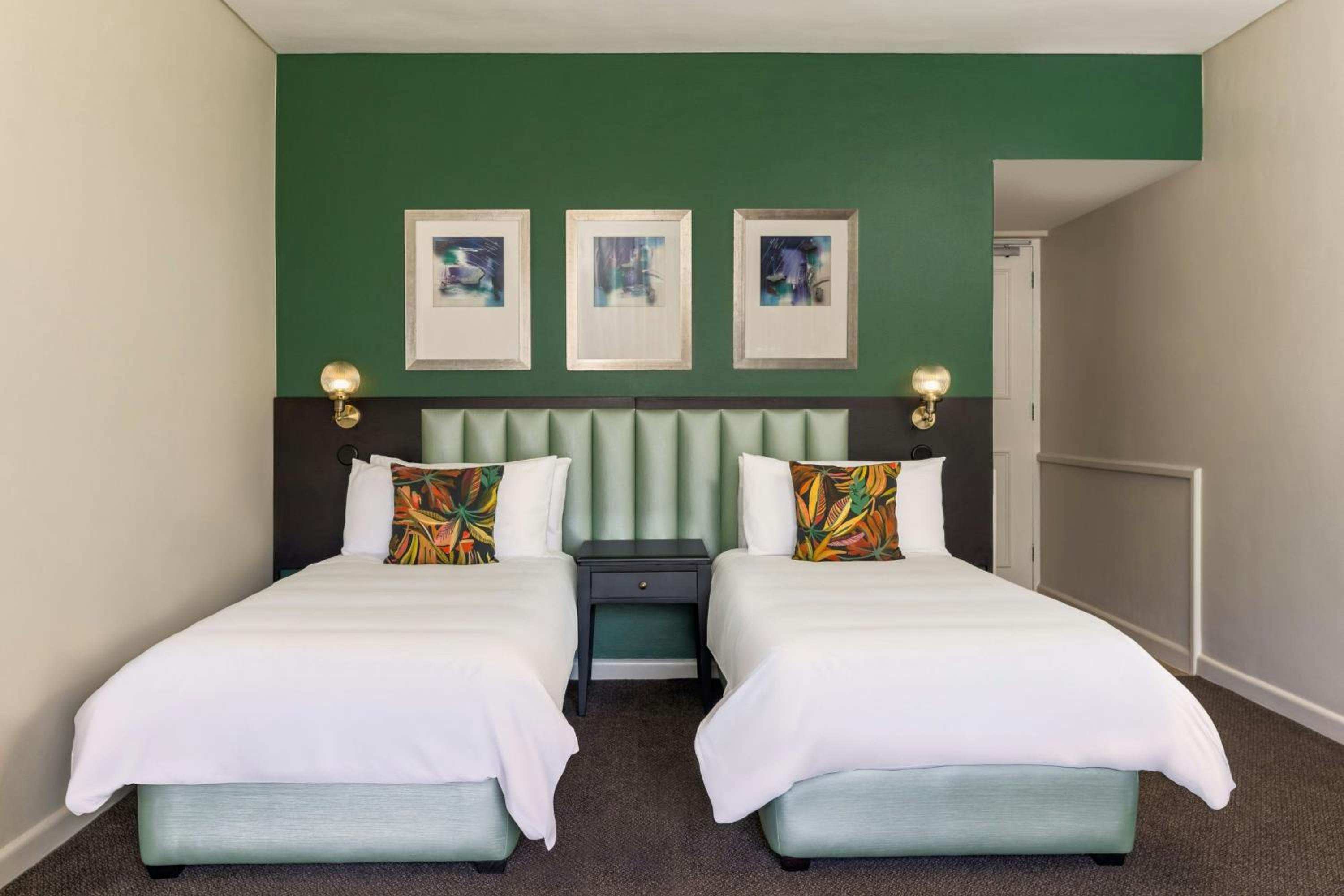 Twin Room with Garden View photo 2