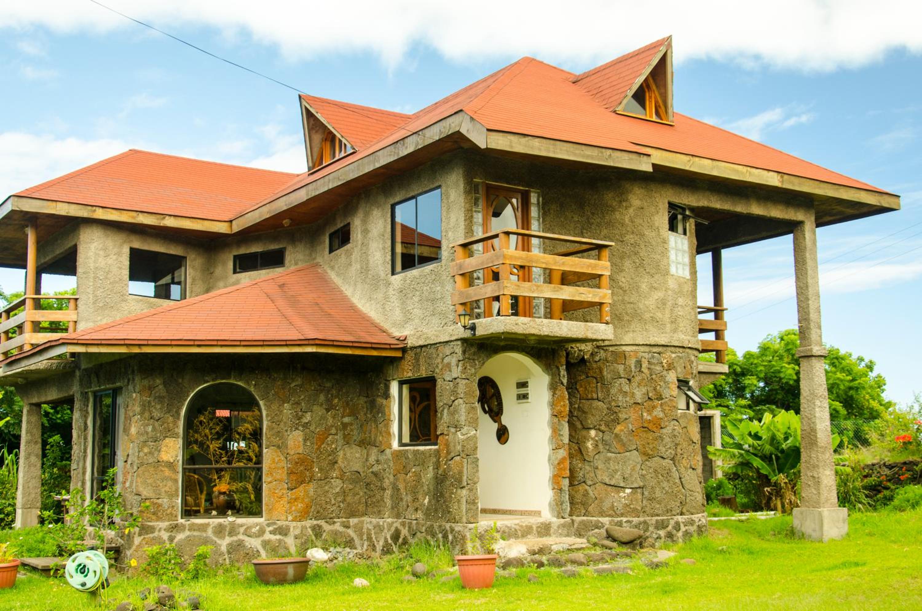 Four-Bedroom Vacation Home photo 2