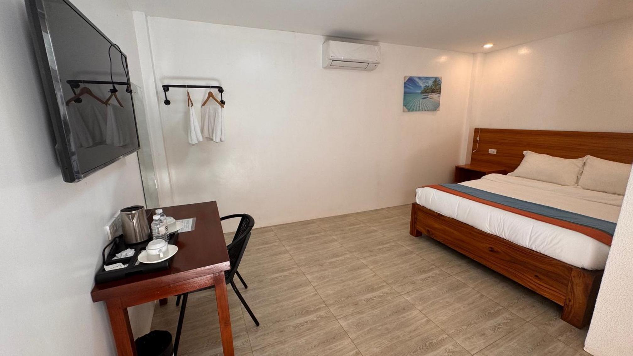 Deluxe Queen Room photo 3