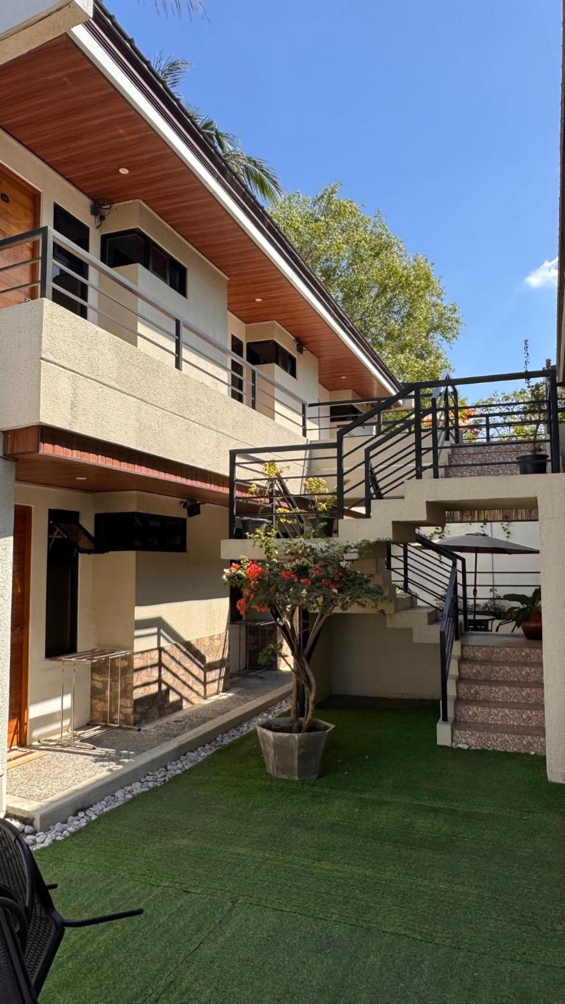 Basic Triple Room
