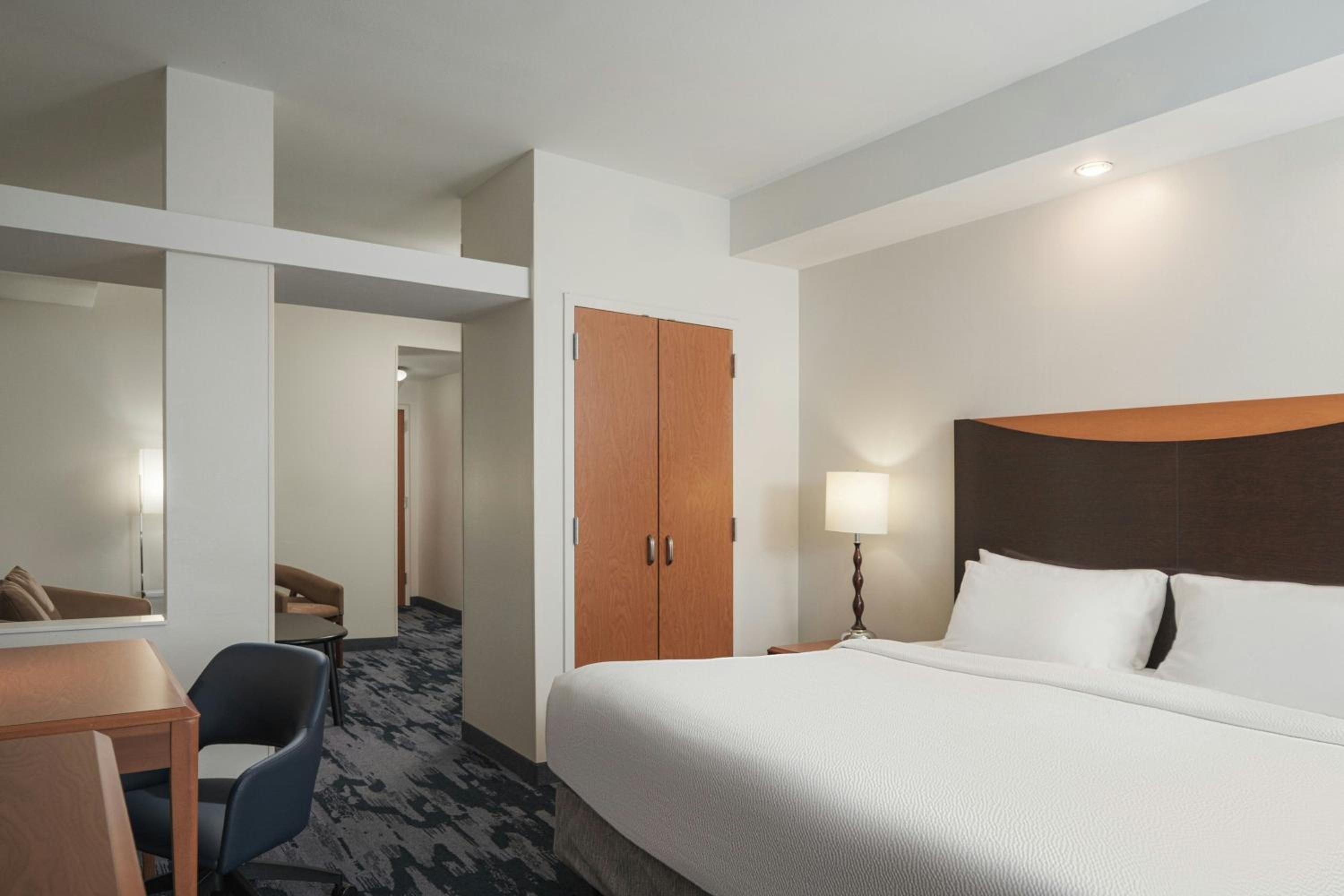King Suite with Sofa Bed - Hearing Accessible - Photo 2