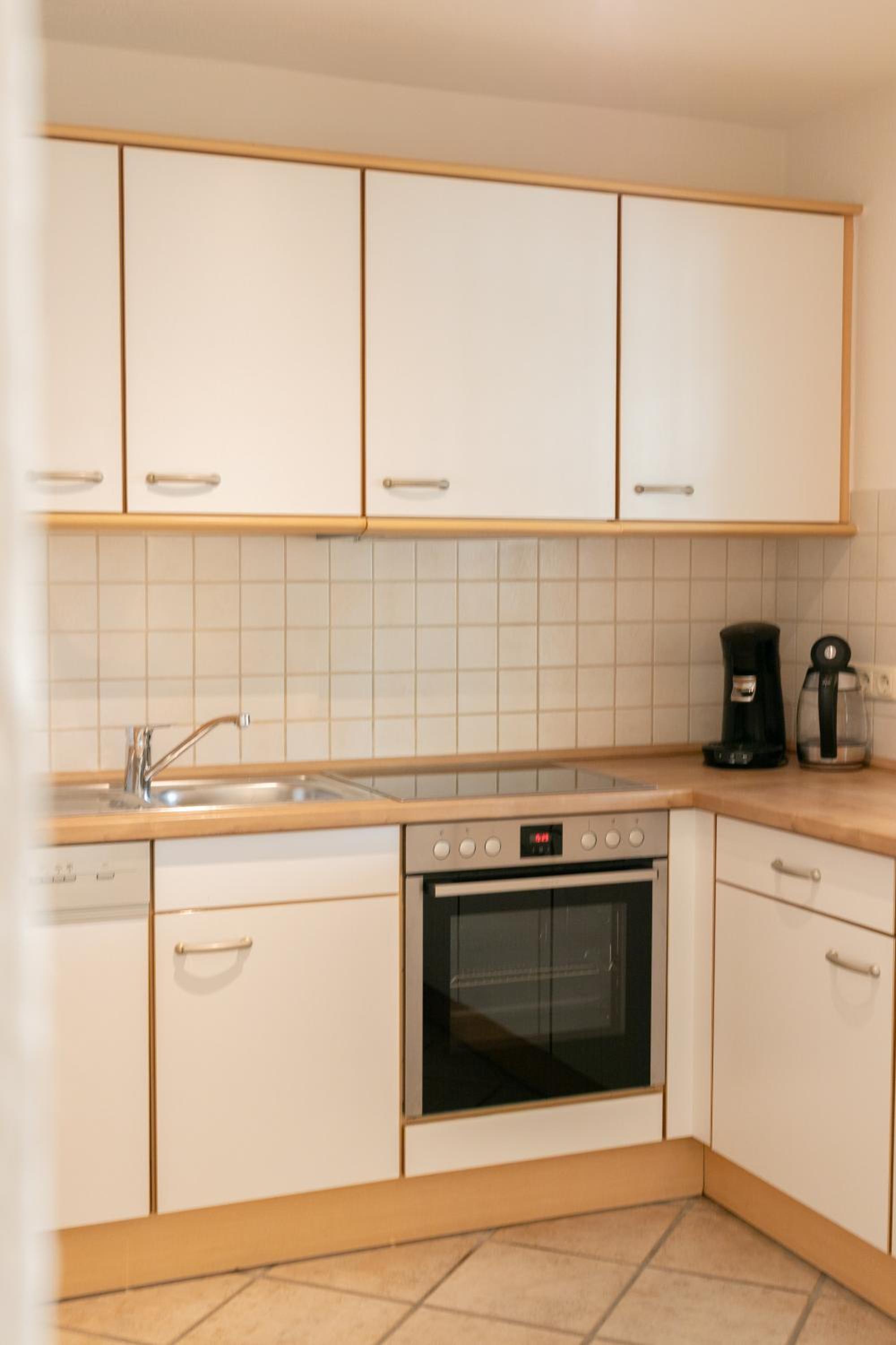Two-Bedroom Apartment with Balcony photo 2