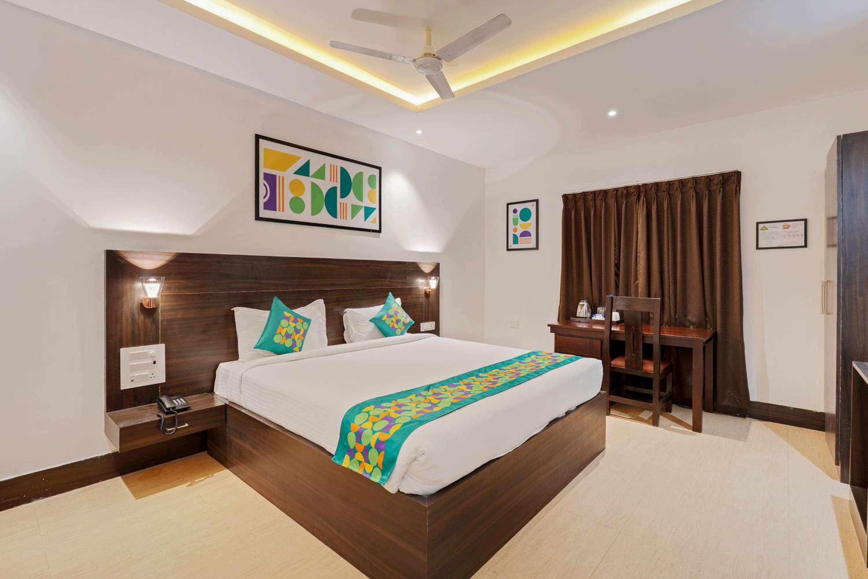 Deluxe Room - Photo 4