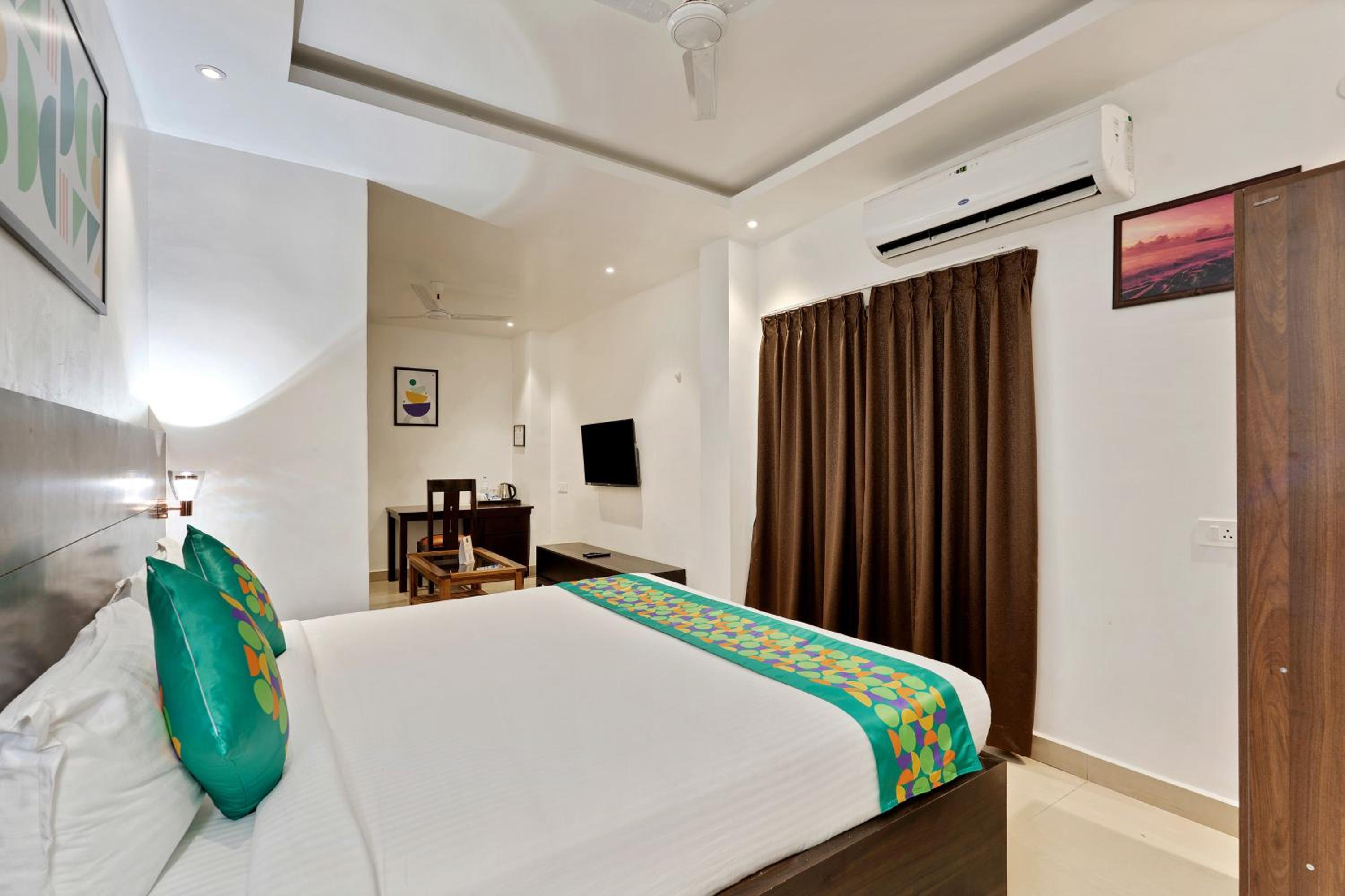 Premium Family Room