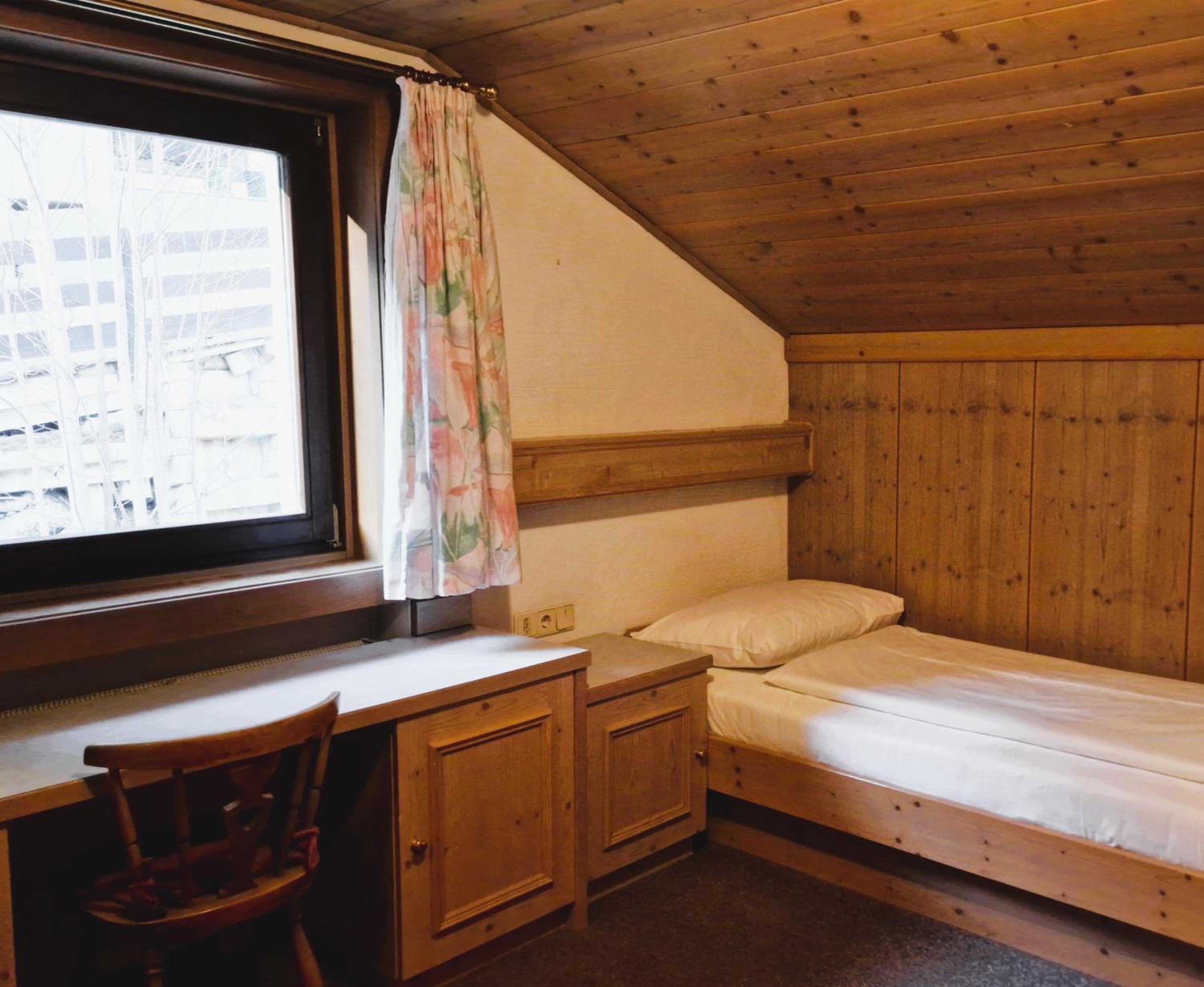 Single Room with Bathroom