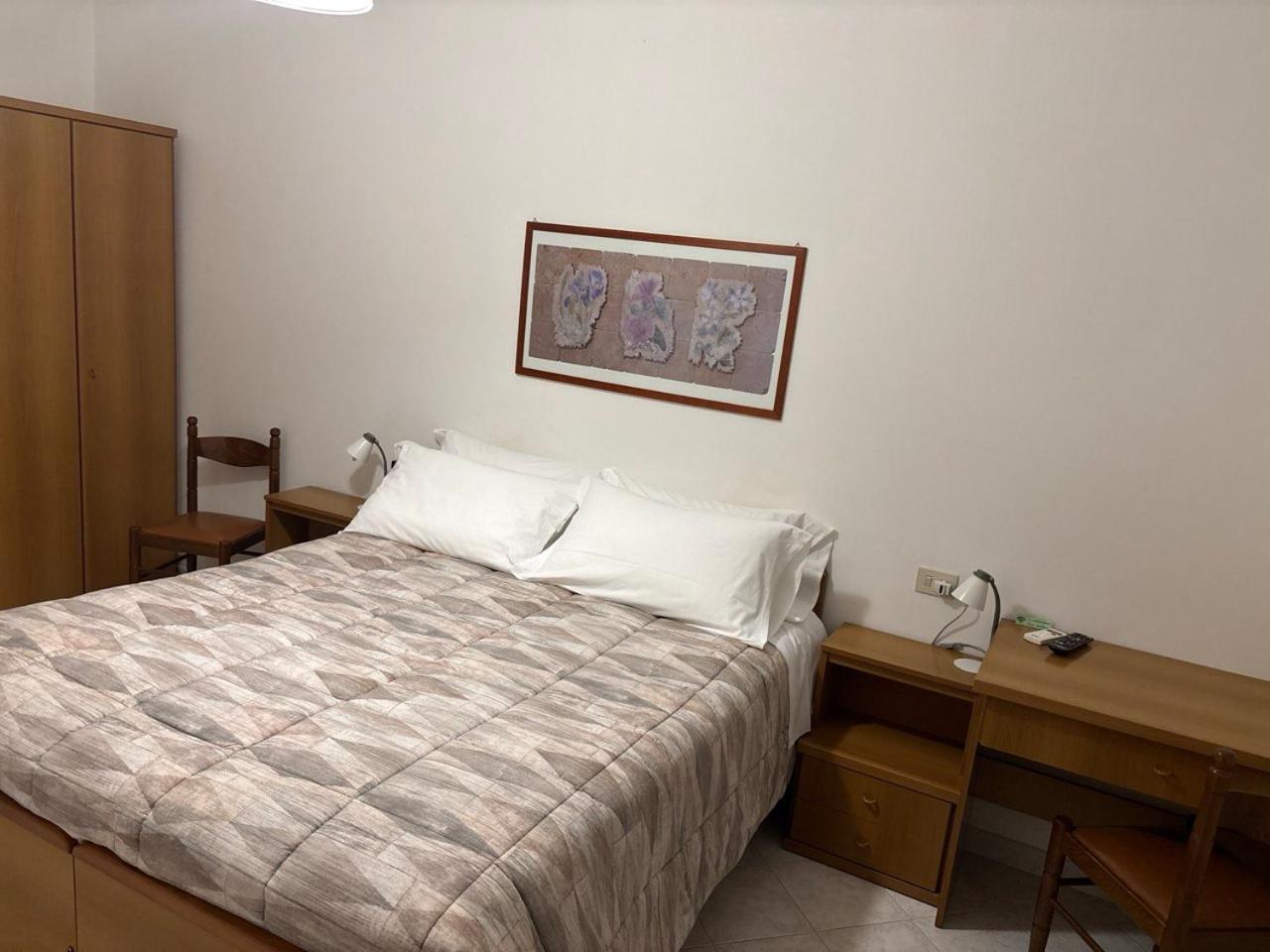 Double or Twin Room photo 2