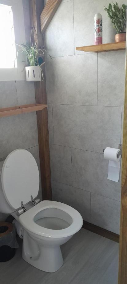 Double Room with Private Bathroom - Photo 19