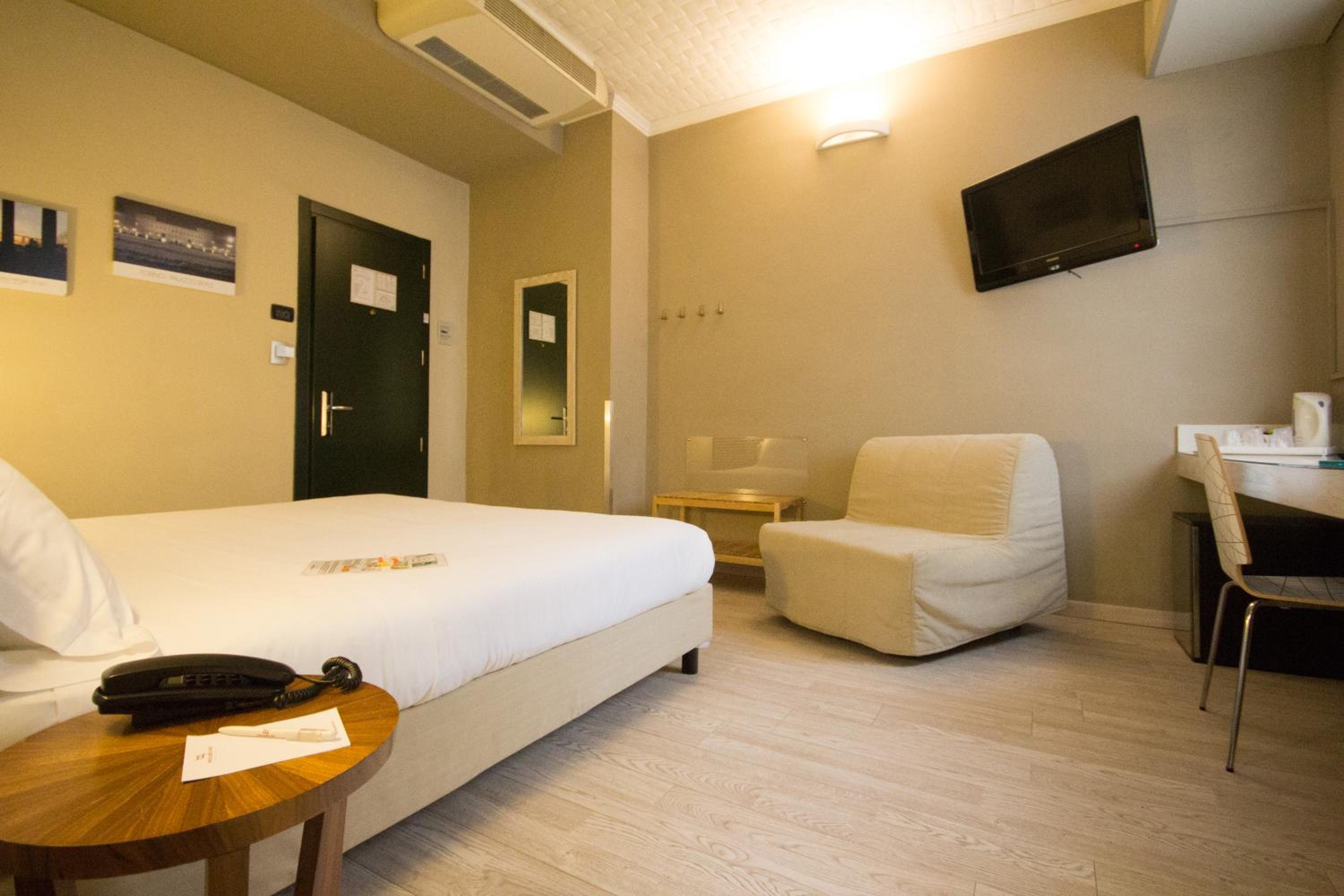  Triple Economy Room photo 2