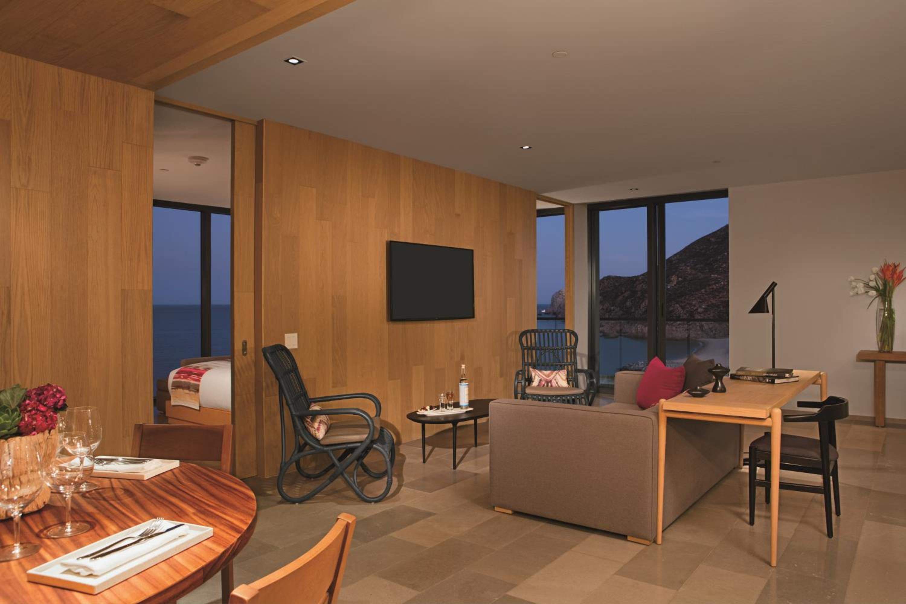 xhale club Master One Bedroom Suite - Photo 2