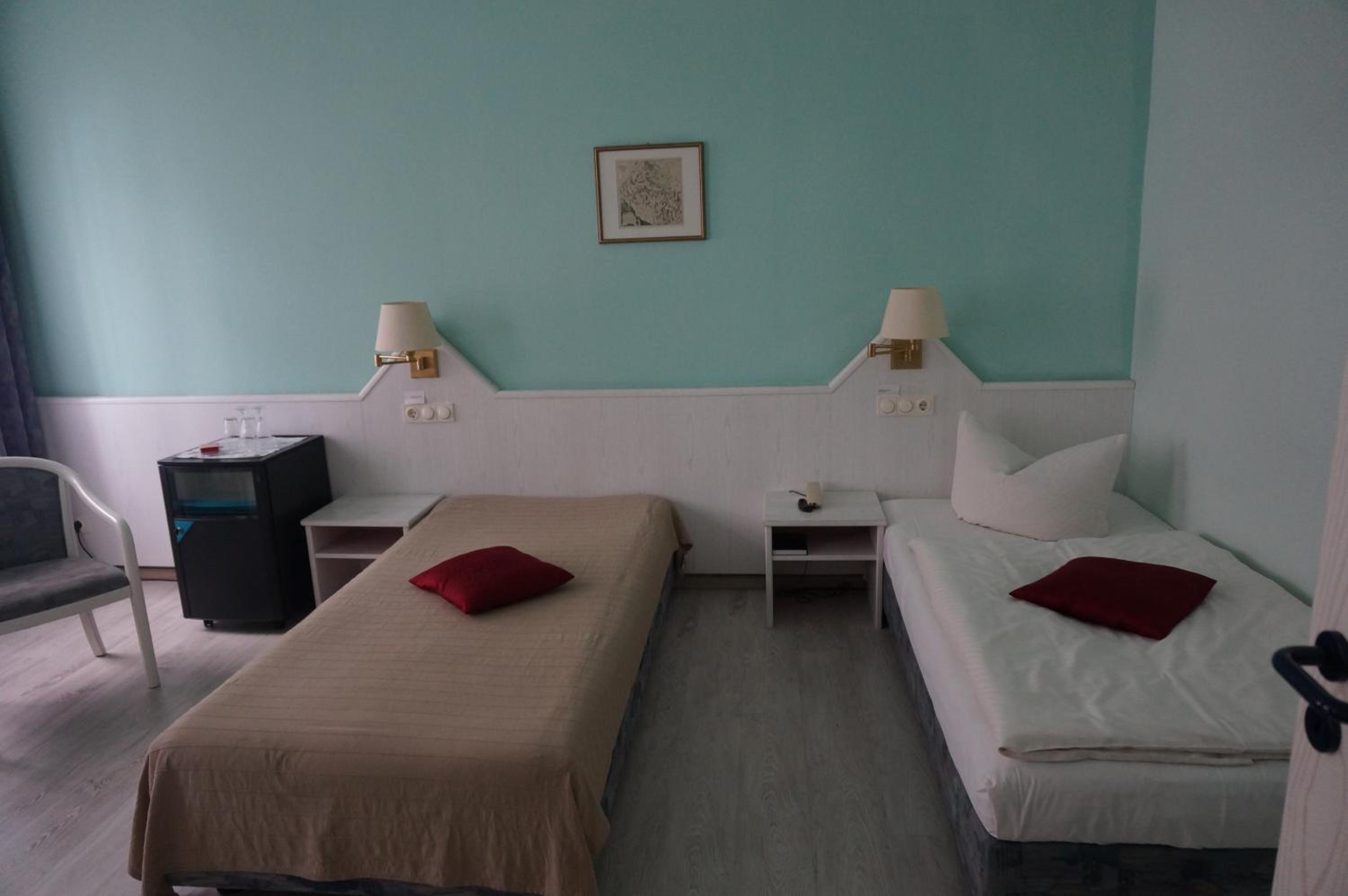 Standard Double Room - Photo 6