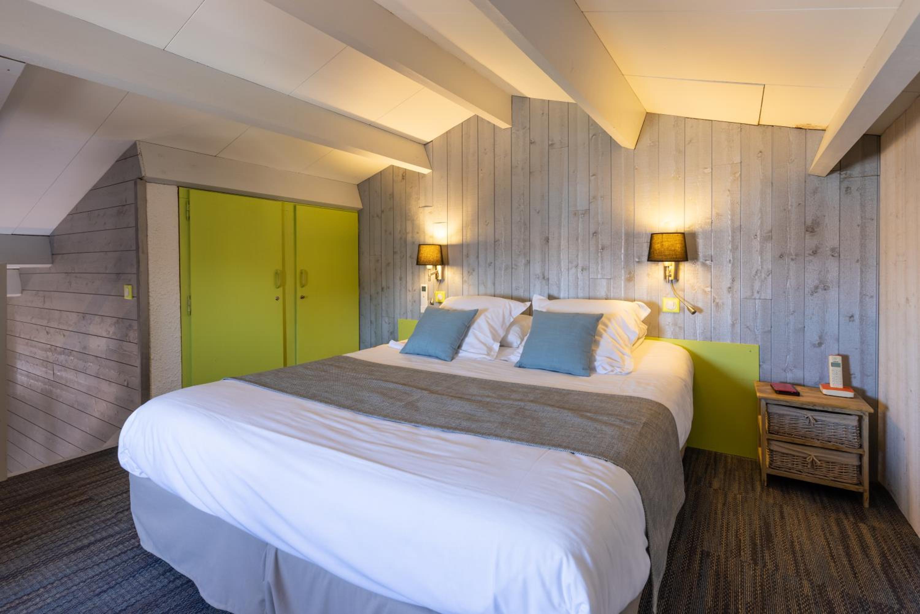 Double Economic Attic Room  photo 1