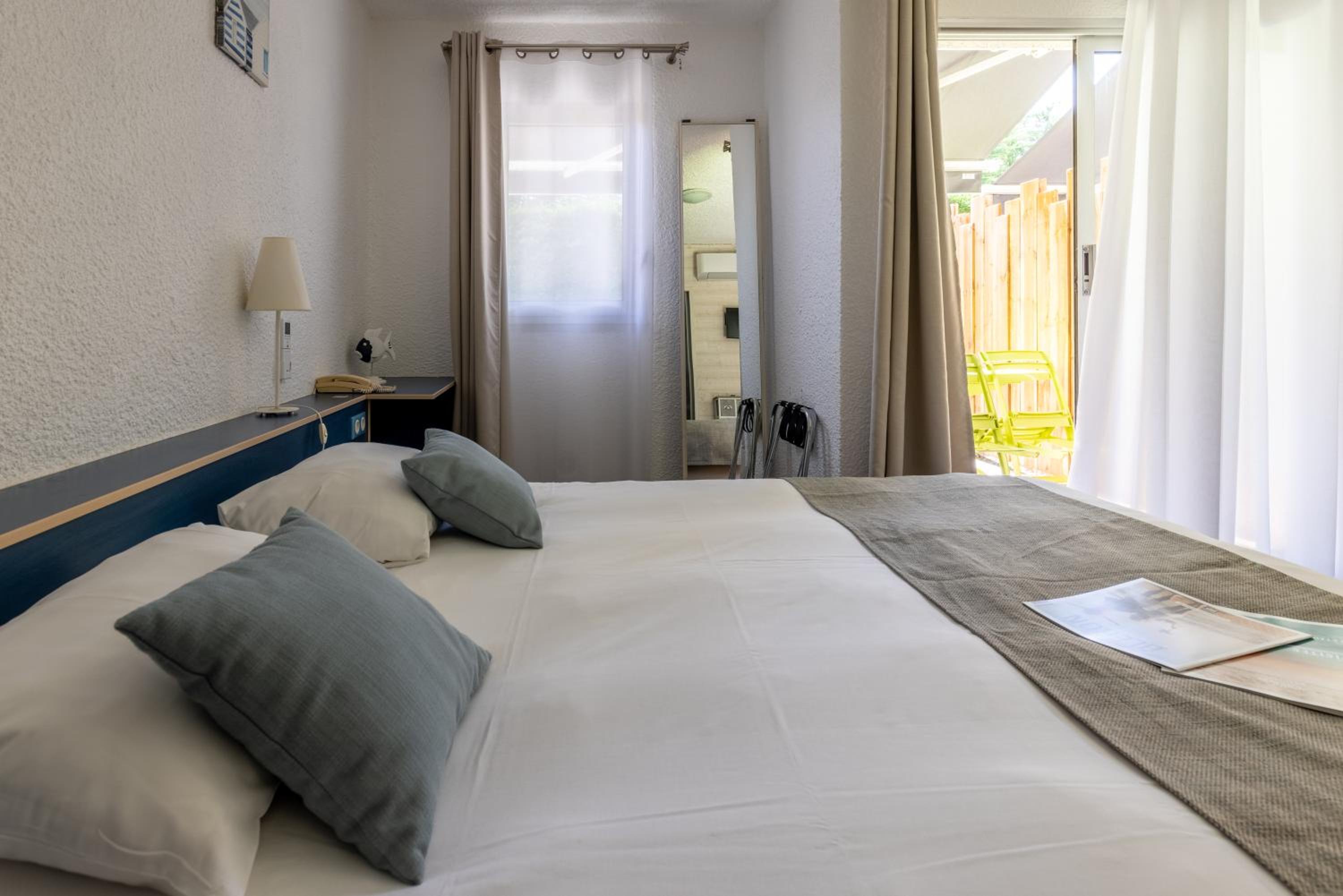 Studio with Kitchenette (2 Adults)
