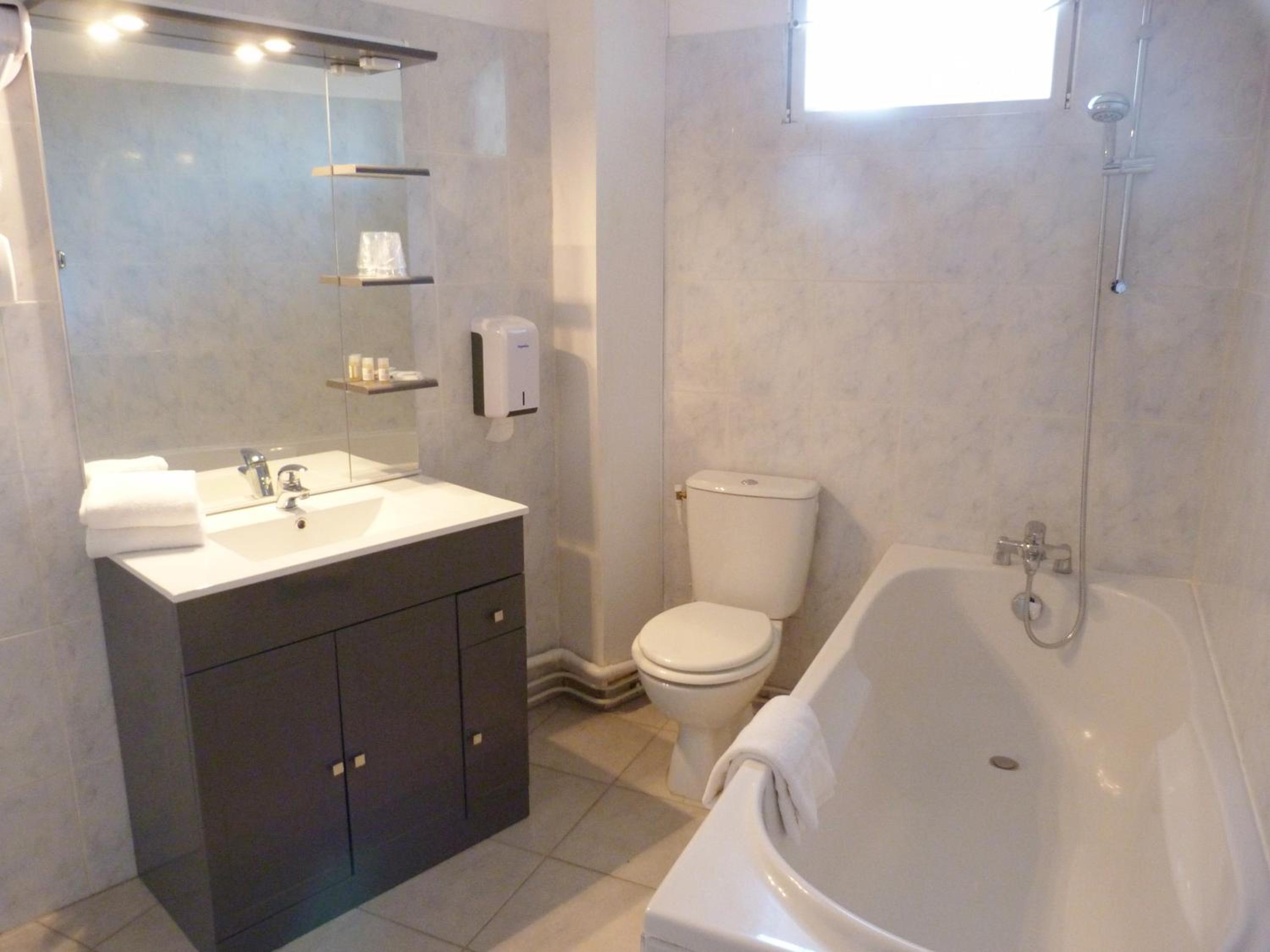 Triple Room - Photo 3