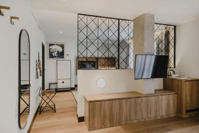 Suite with City View