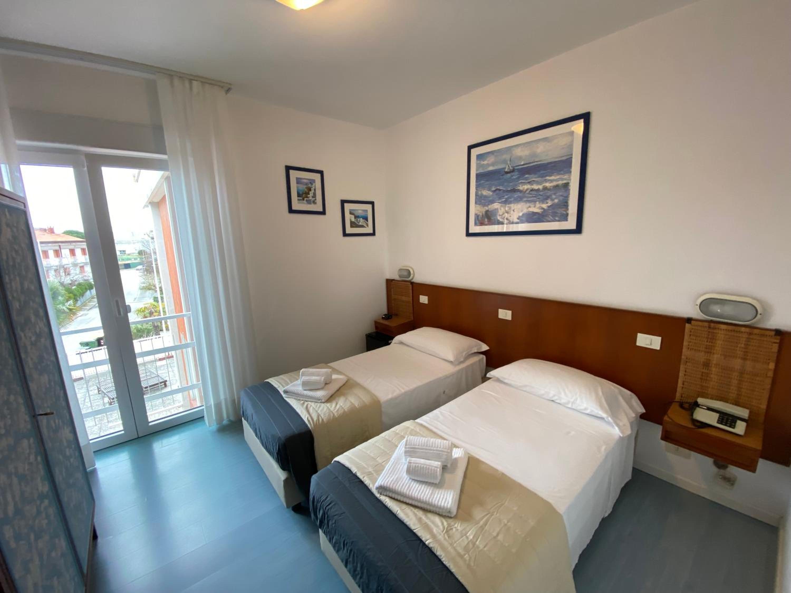 Economy Double or Twin Room photo 2