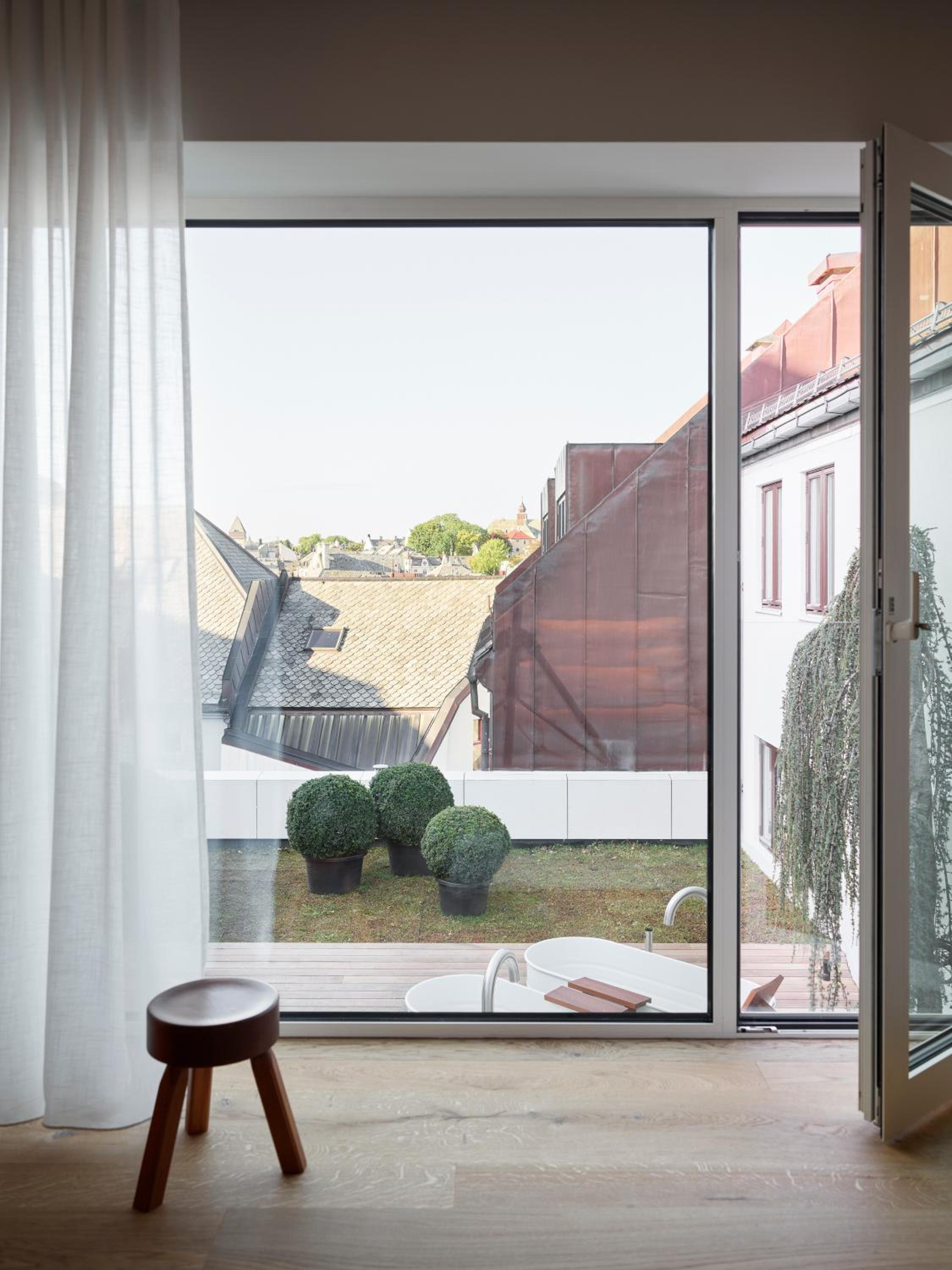 The Apartment - Photo 6