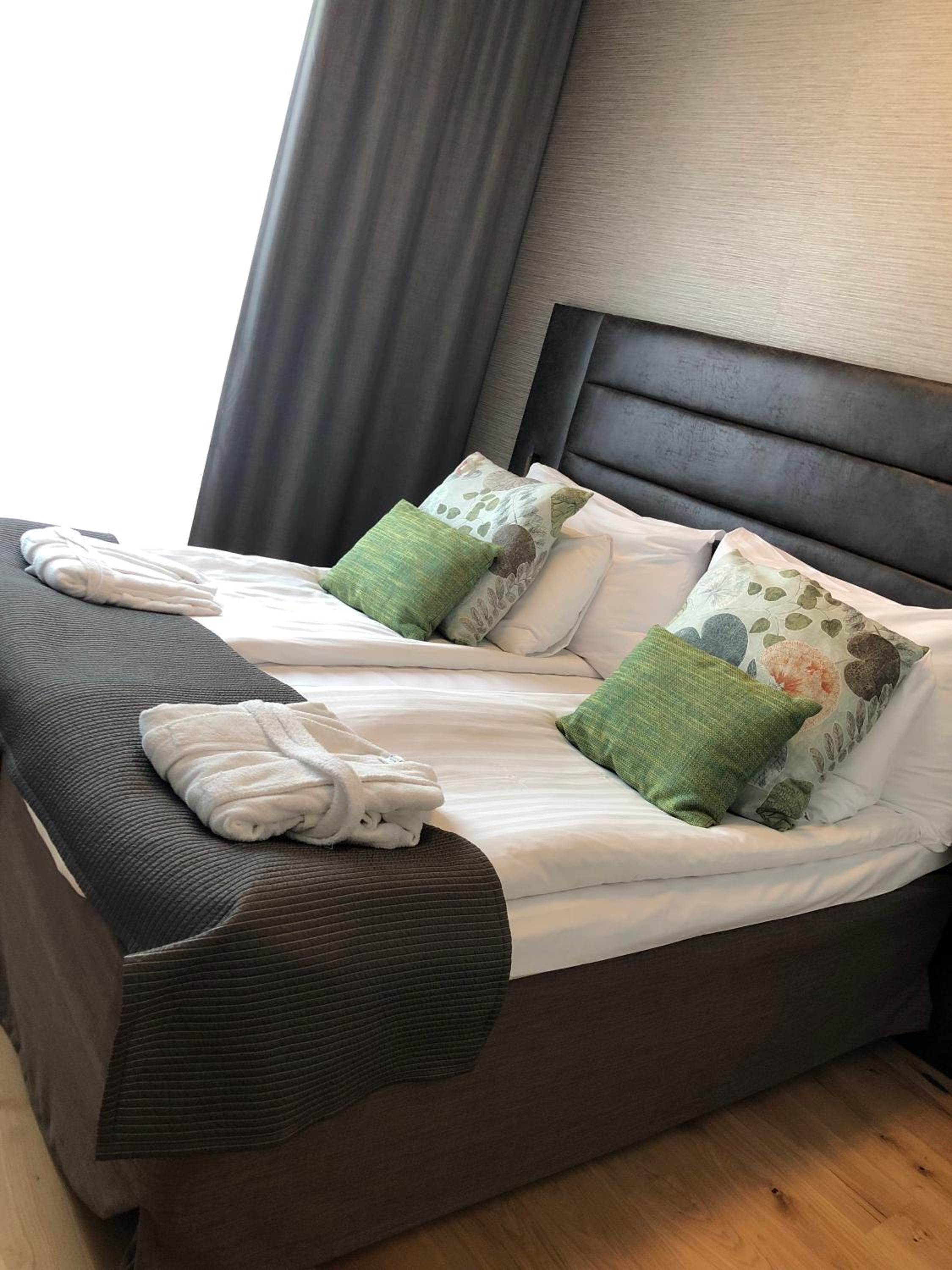 Superior Twin Room - Photo 4