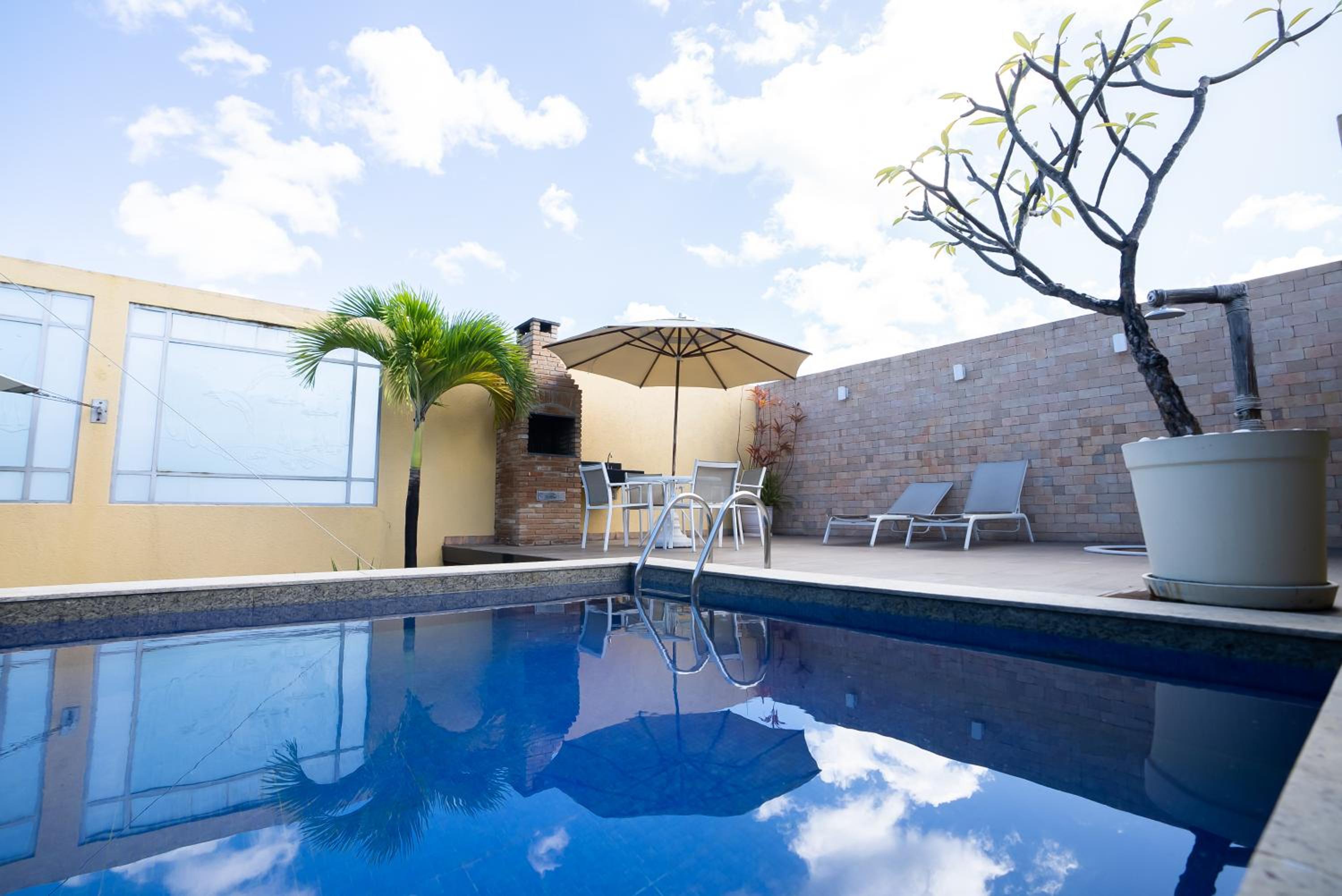 Suite with Private Pool - Photo 1