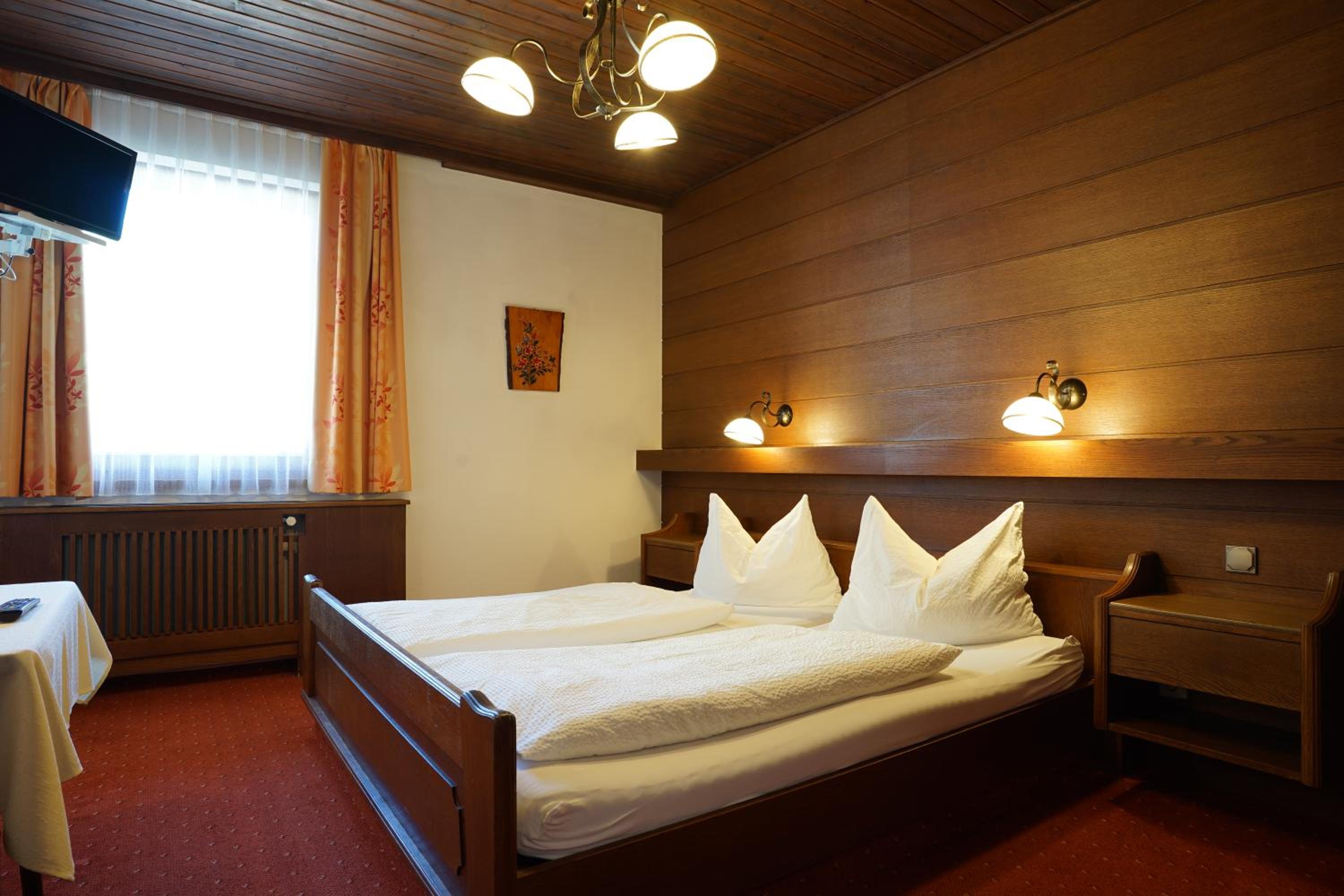Standard Double Room photo 3