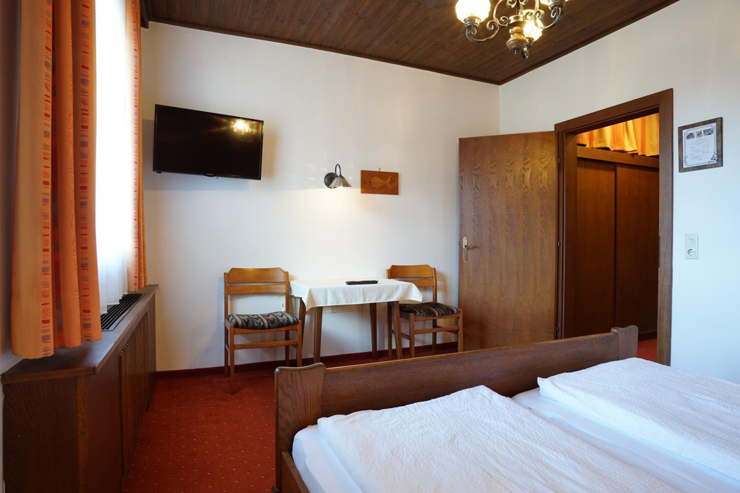 Standard Double Room photo 2