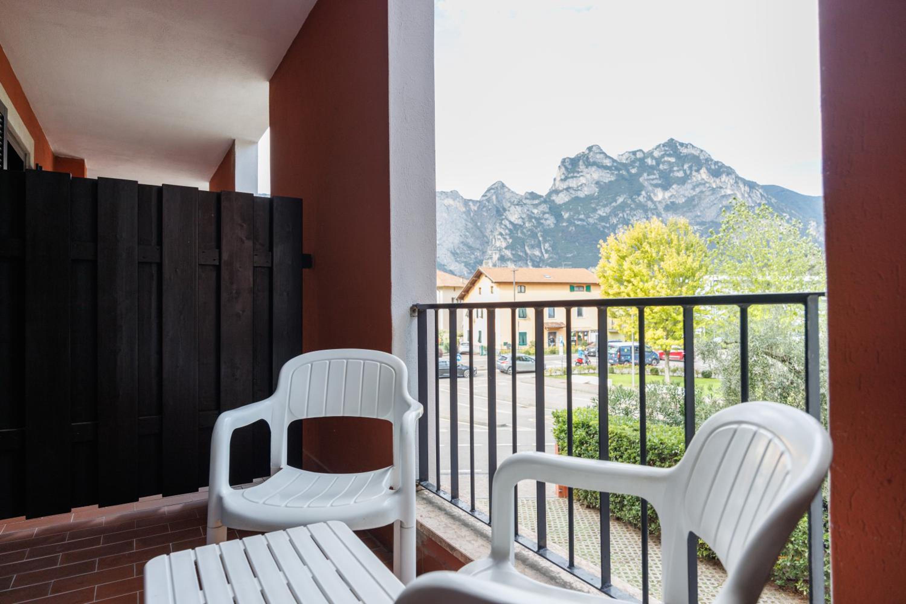 Triple Room with Balcony - Photo 1
