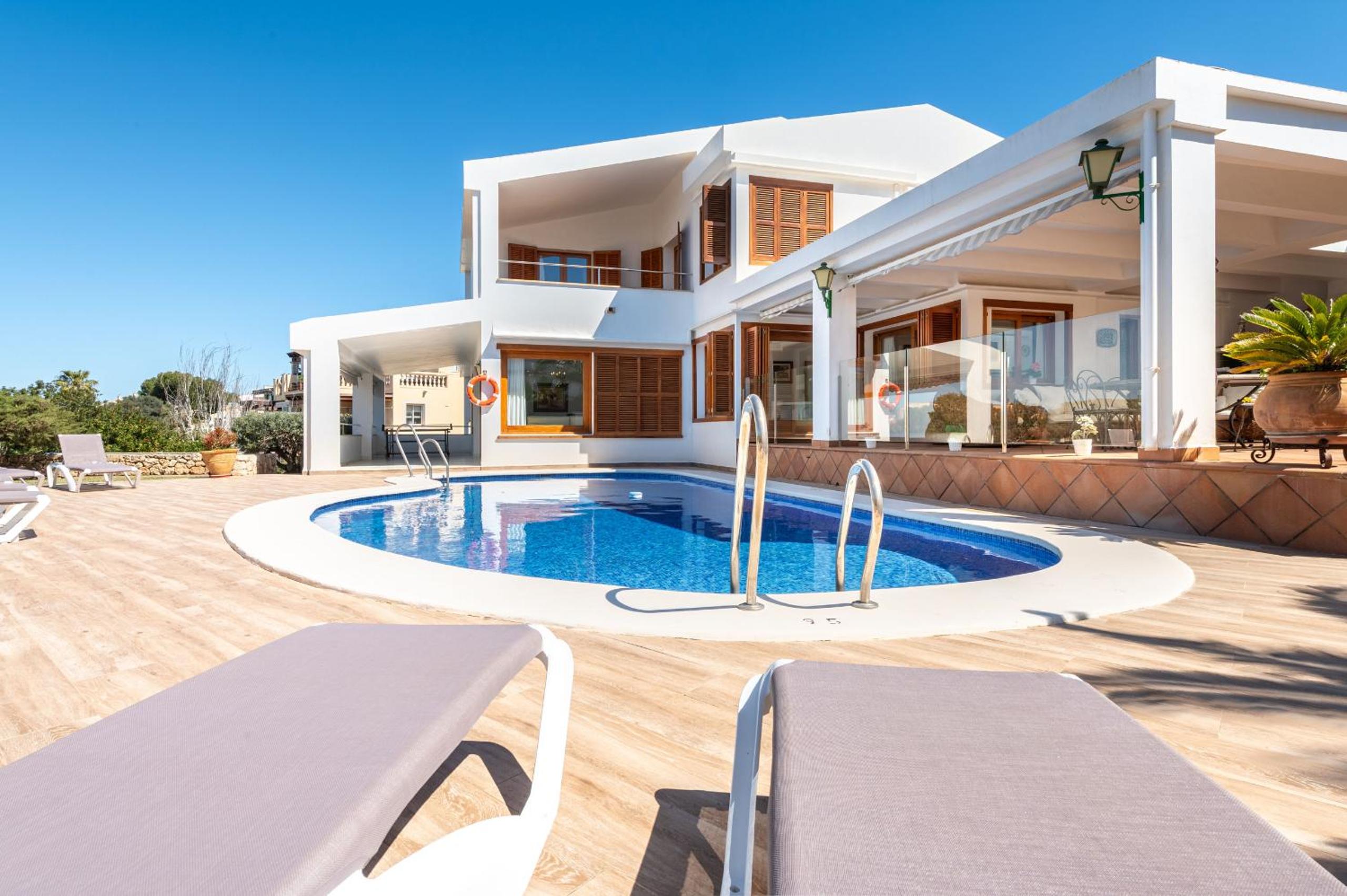 Deluxe Villa