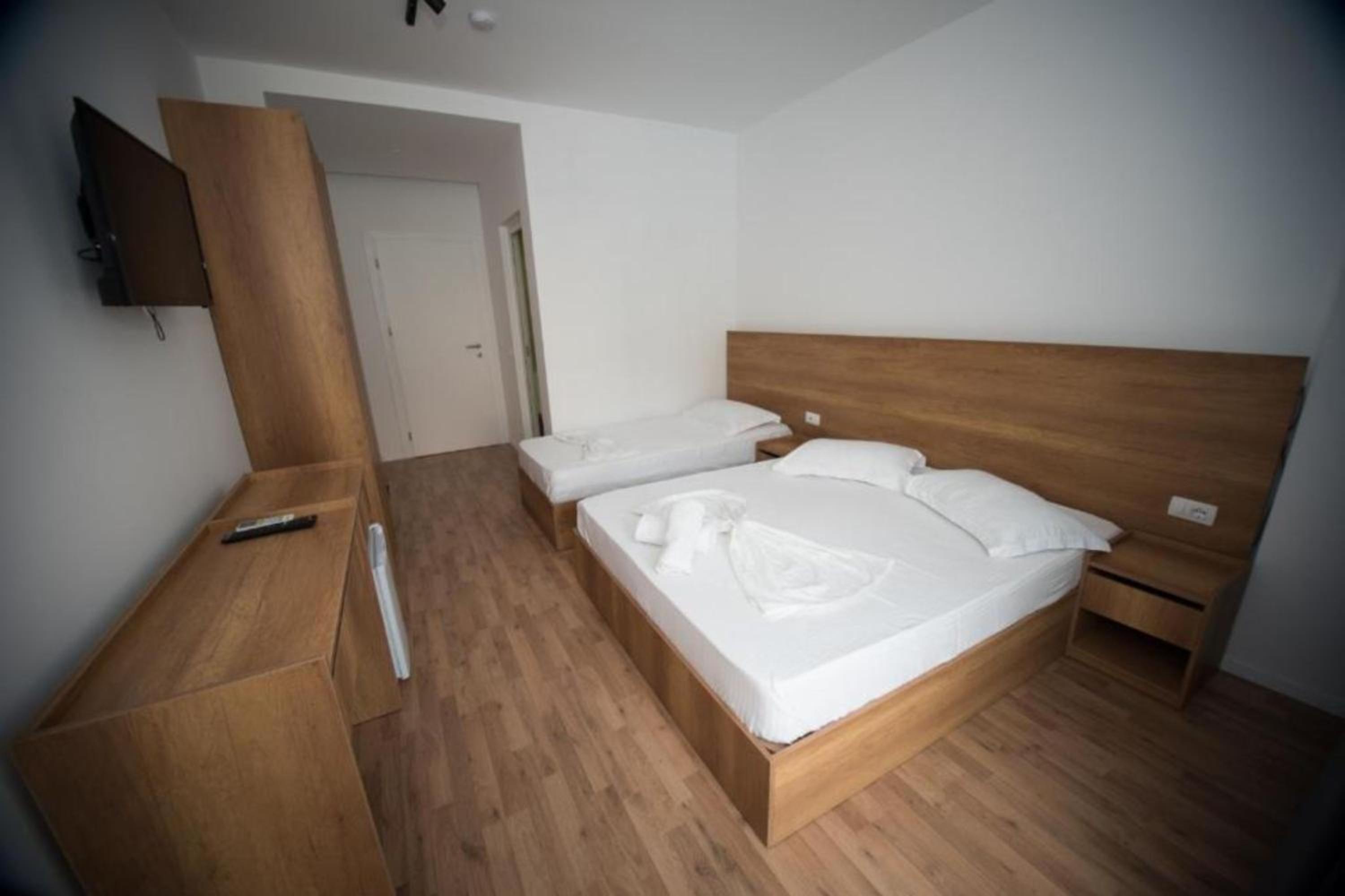 Triple Room with Pool View