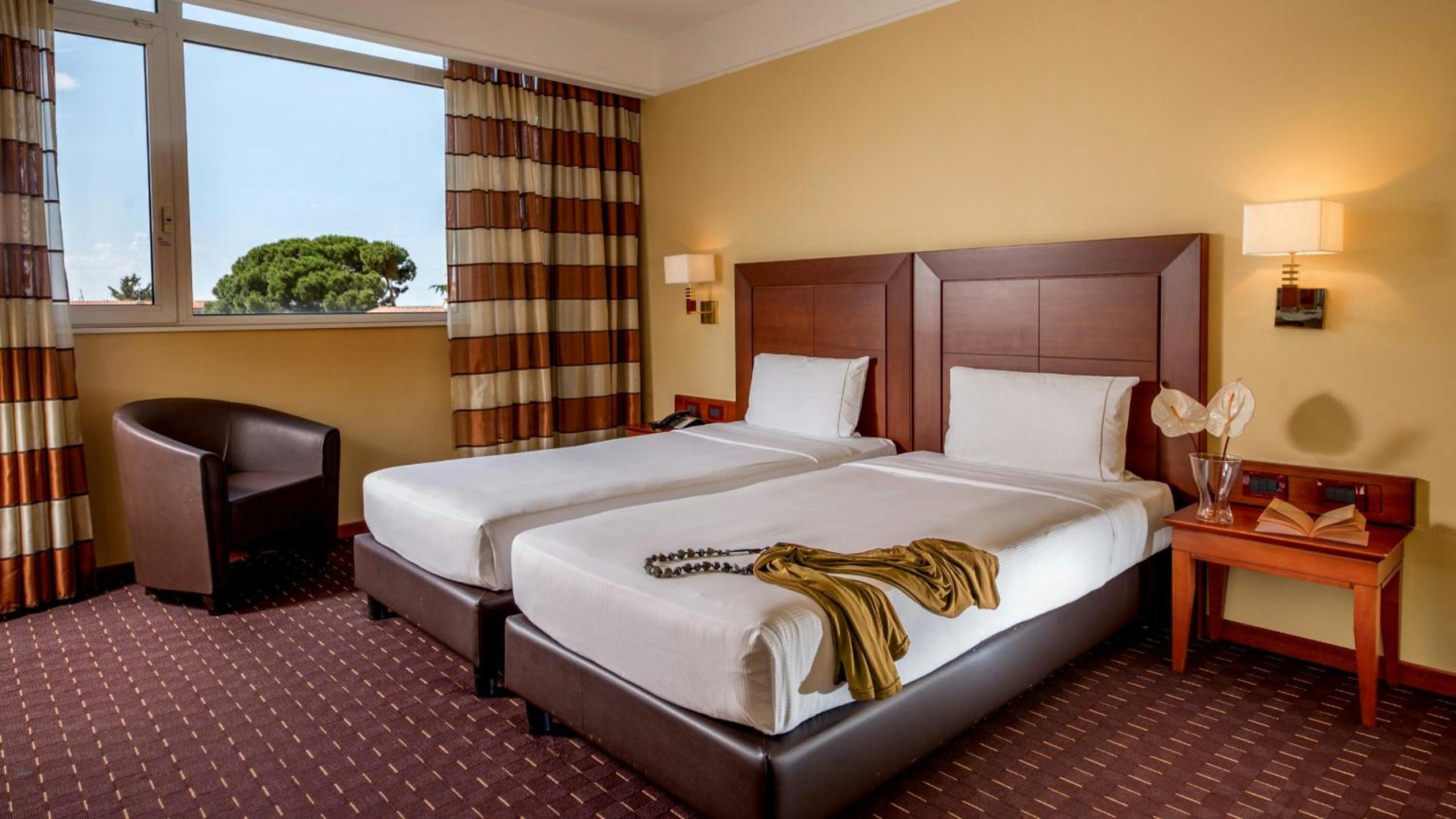 Standard Twin Room photo 1