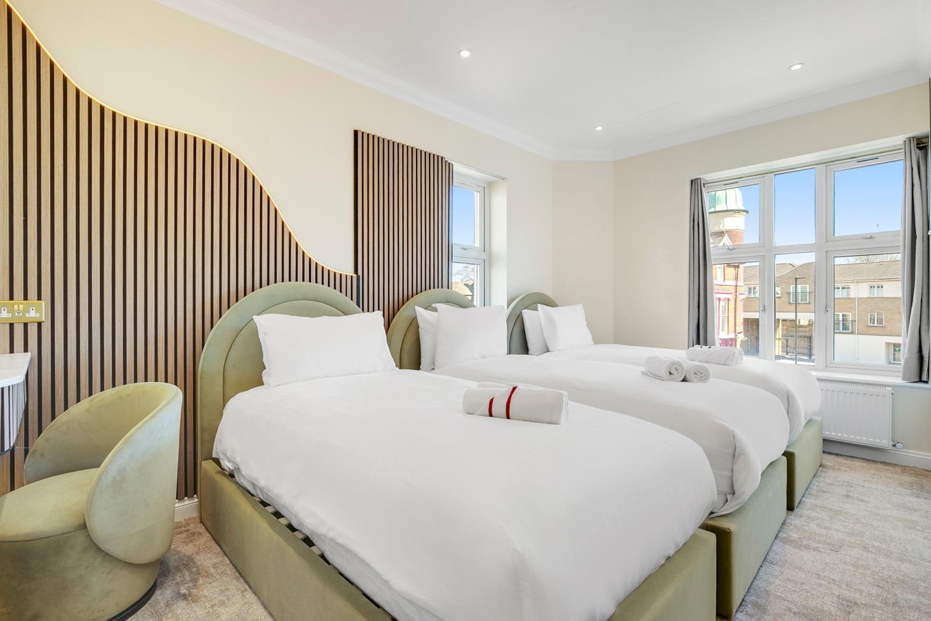 Luxury Triple Room