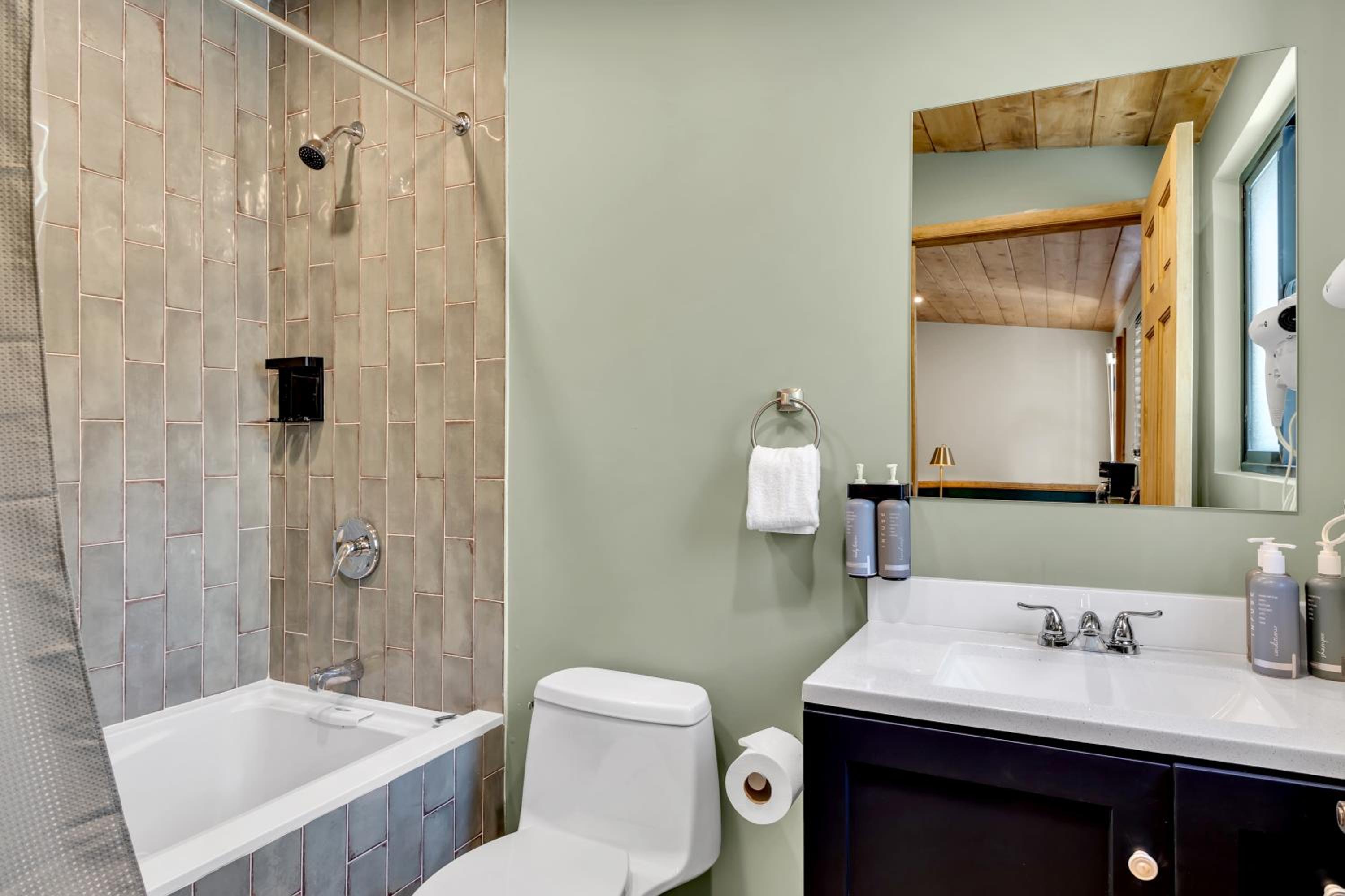 Deluxe Double Room with Bath