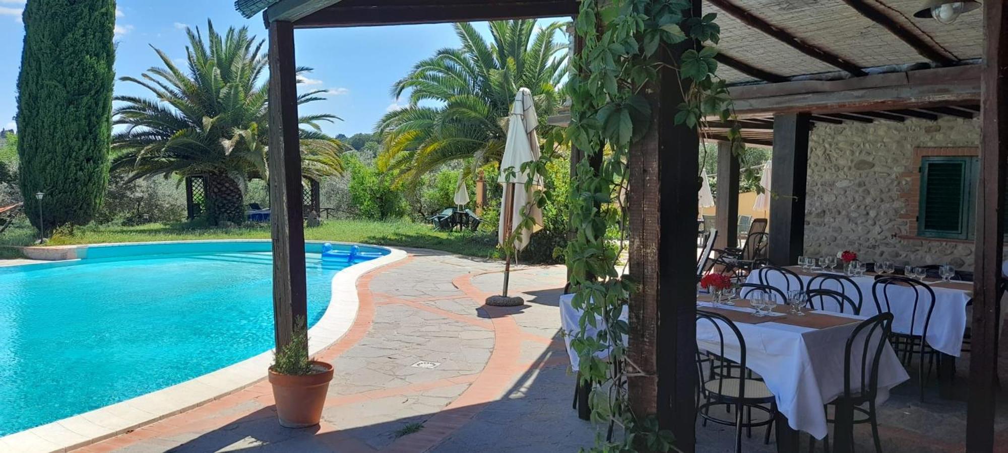 Apartment with Pool View  photo 3