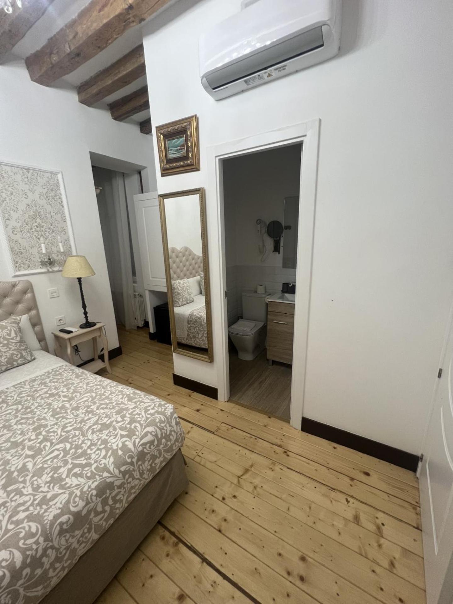 Interior Single Room photo 3