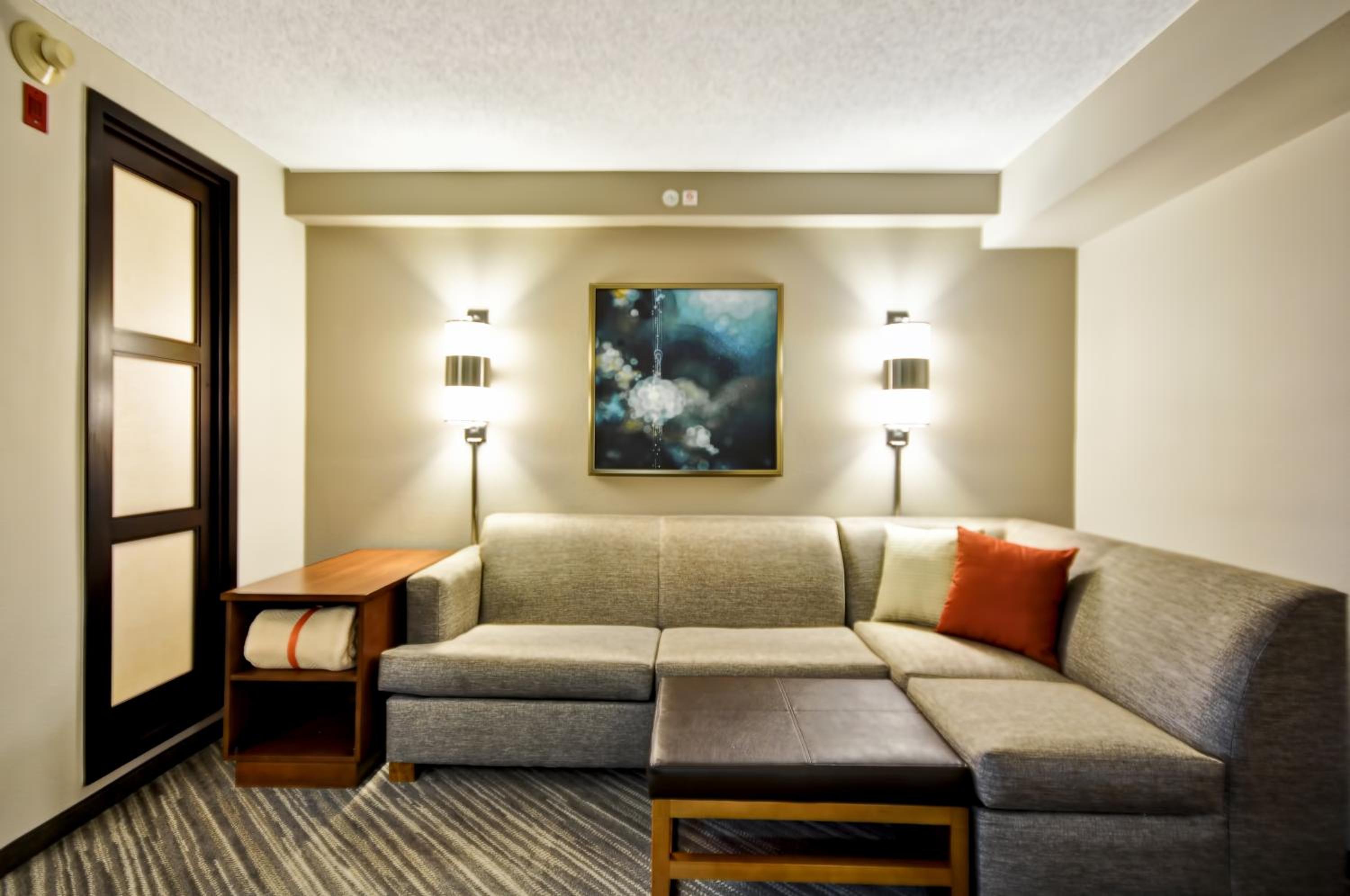 Double Room with Two Double Beds and Sofa Bed - Photo 7