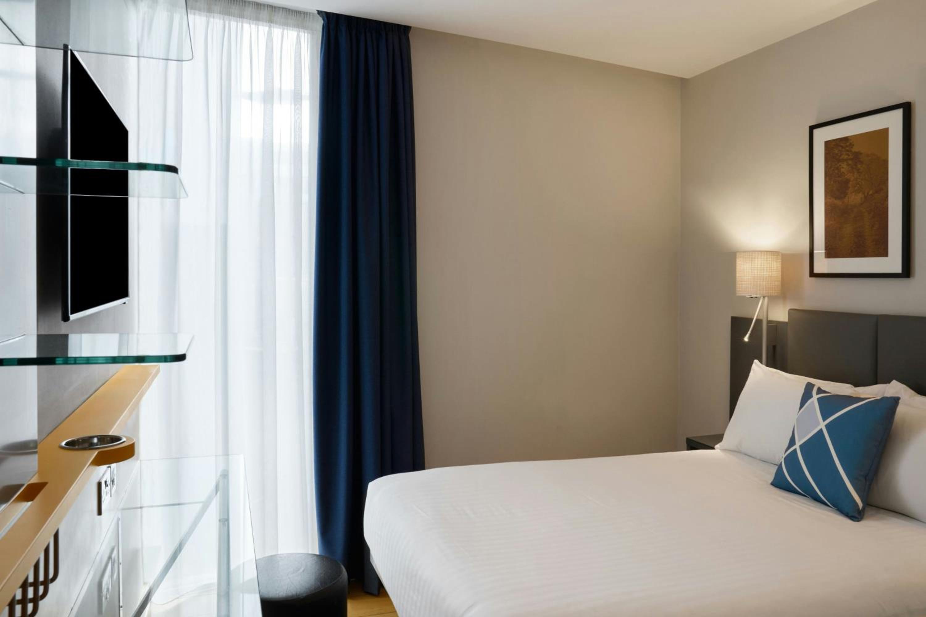 Efficient Double Room - Photo 2