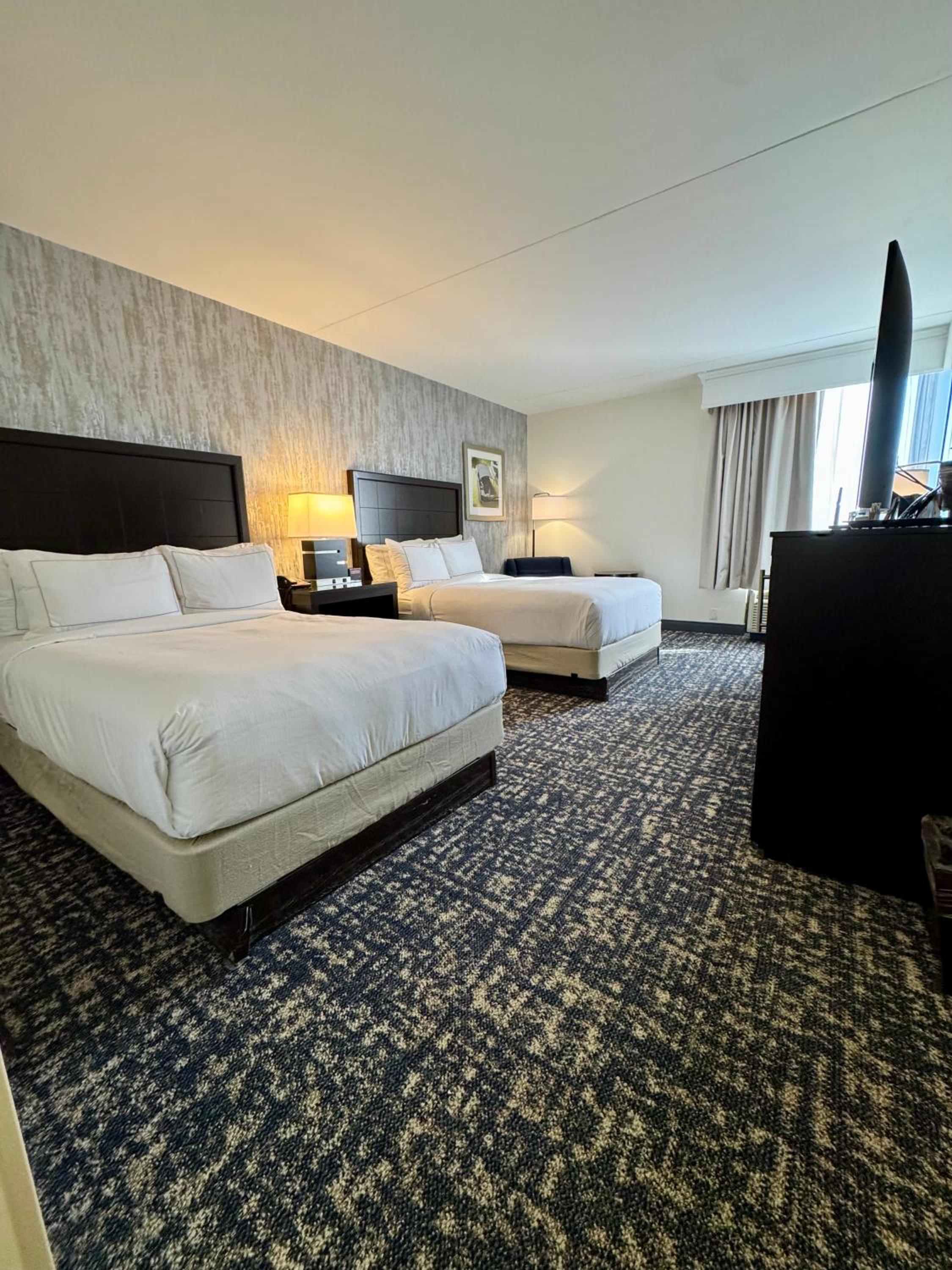 Double Room with Two Double Beds - Hearing Access - Photo 8