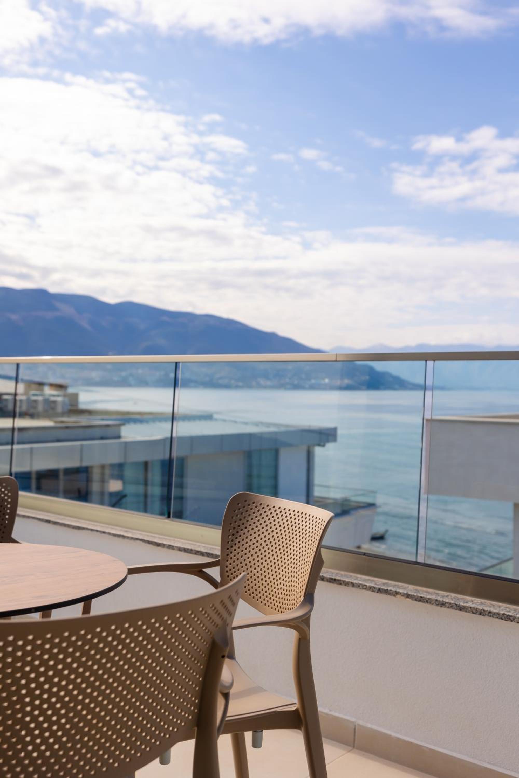 Suite with Sea View