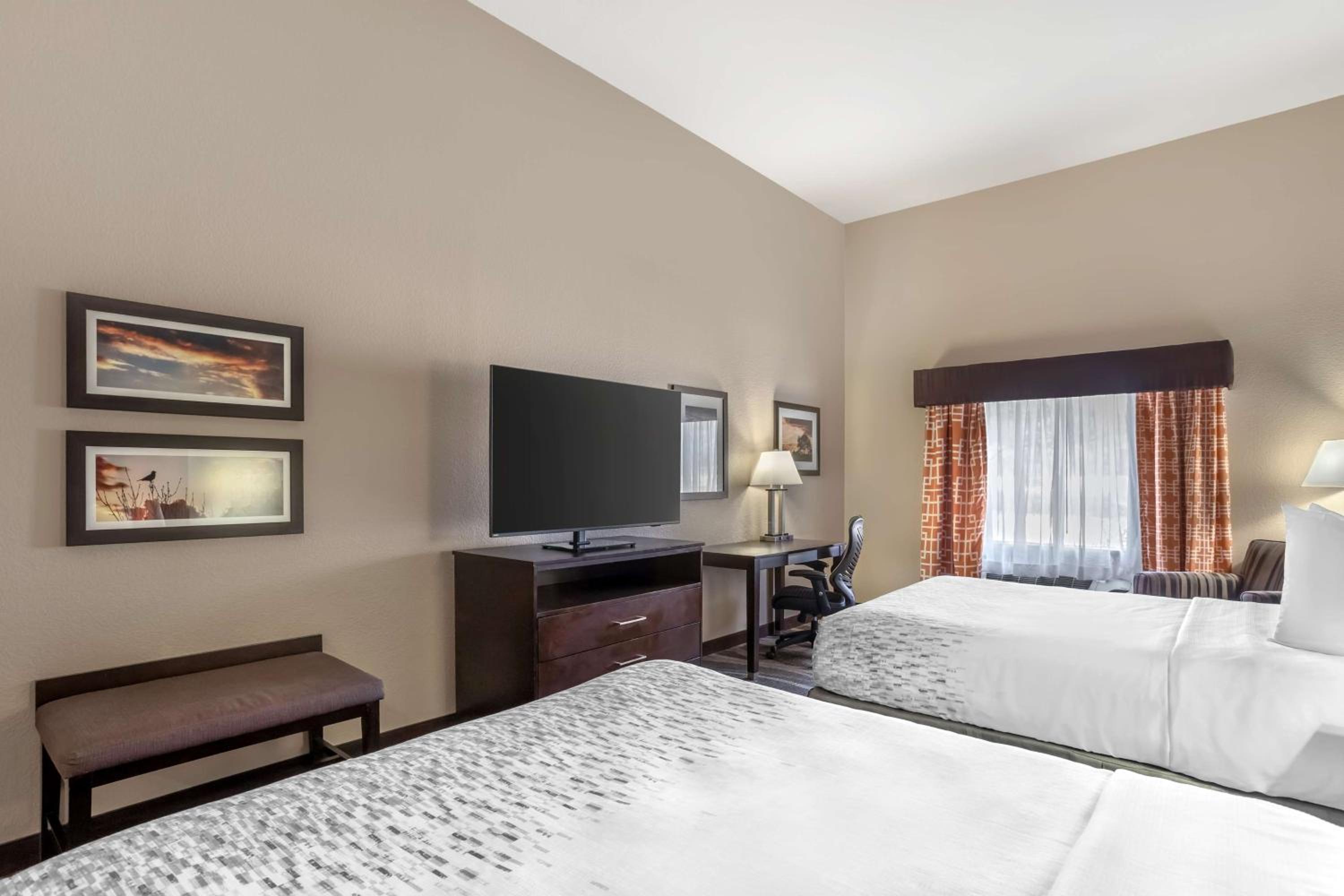 Queen Room with Two Queen Beds - Pet Friendly/Non-Smoking