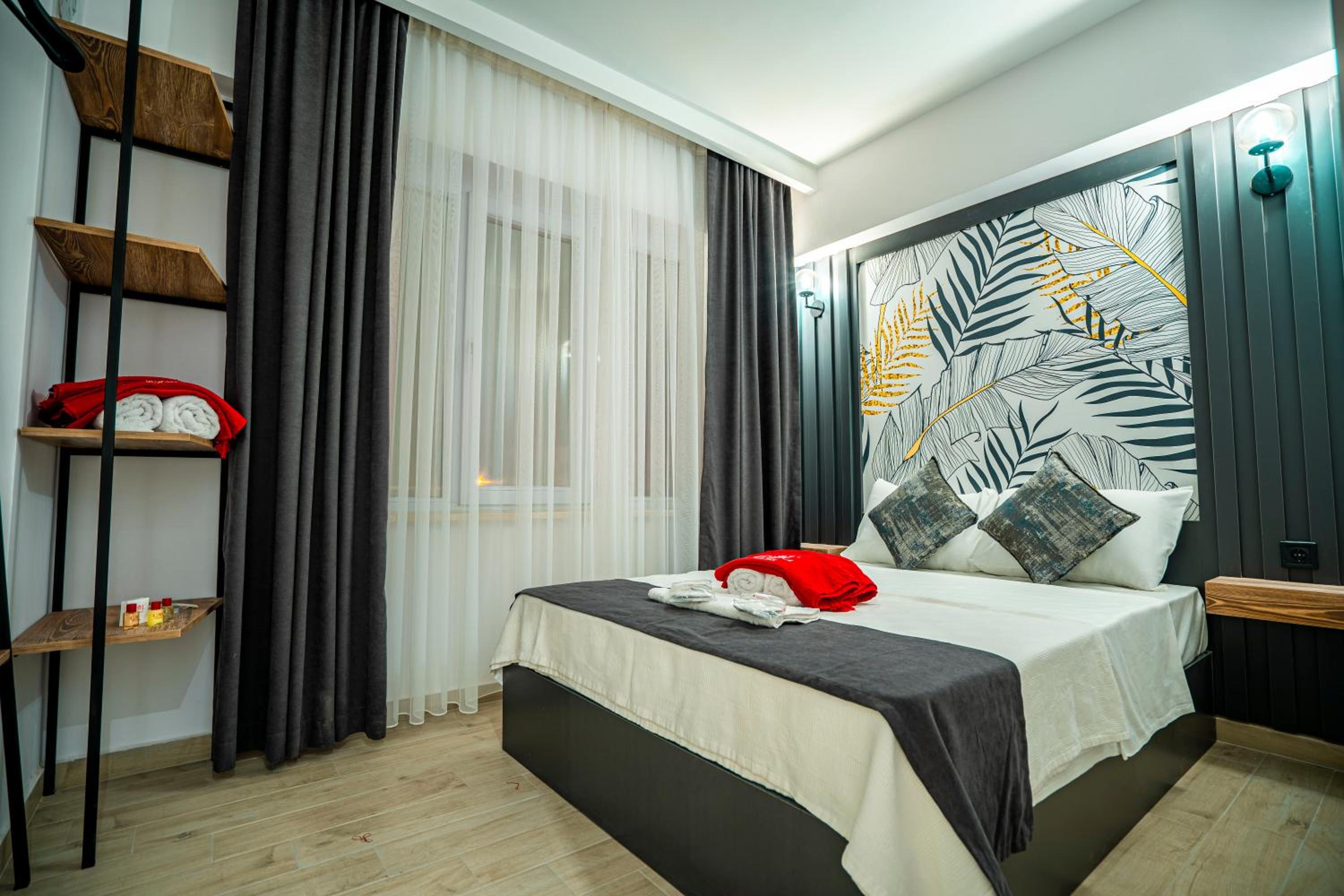 Triple Room with Balcony photo 3