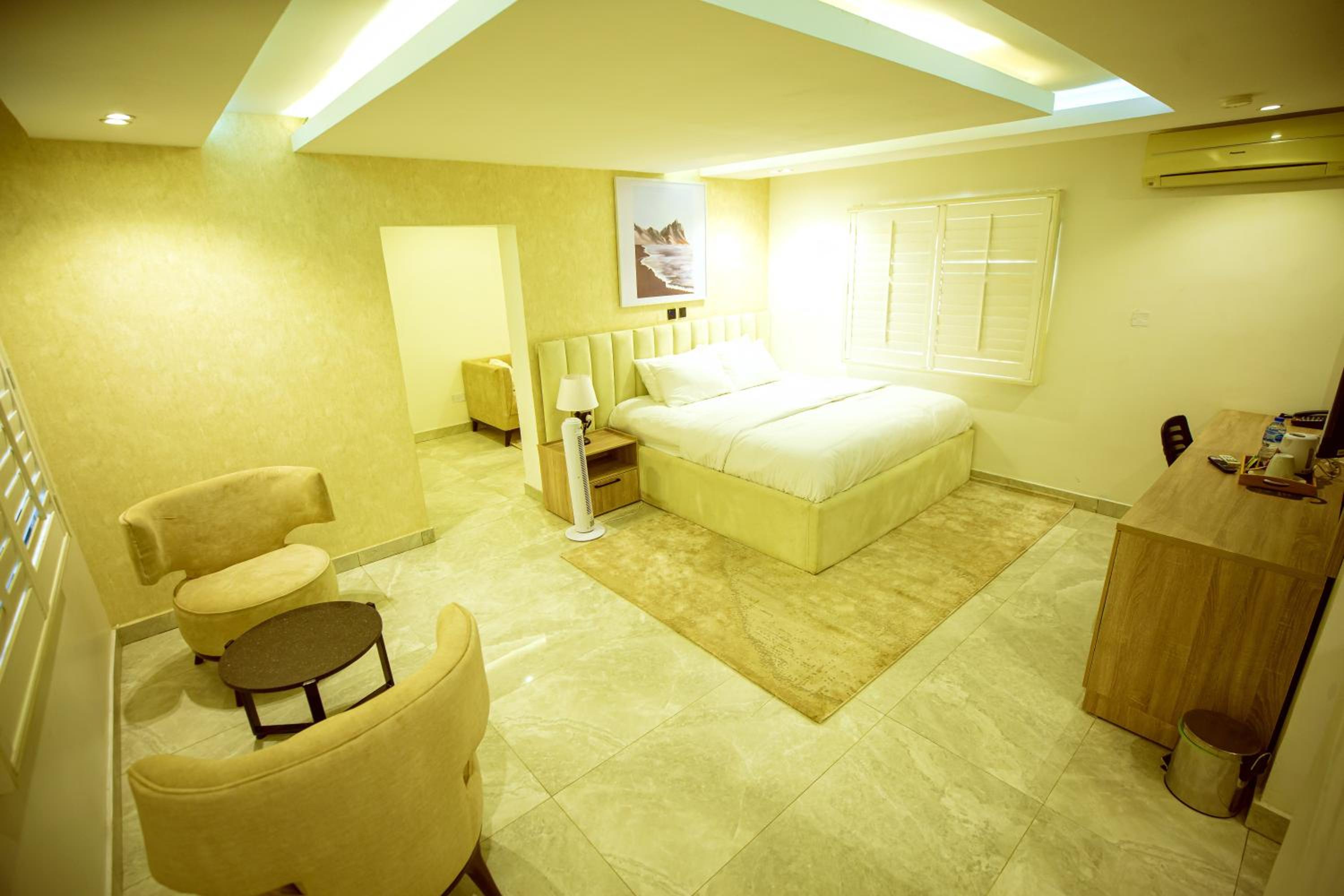 Junior Suite