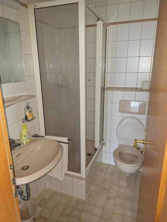 Small Twin Room photo 3