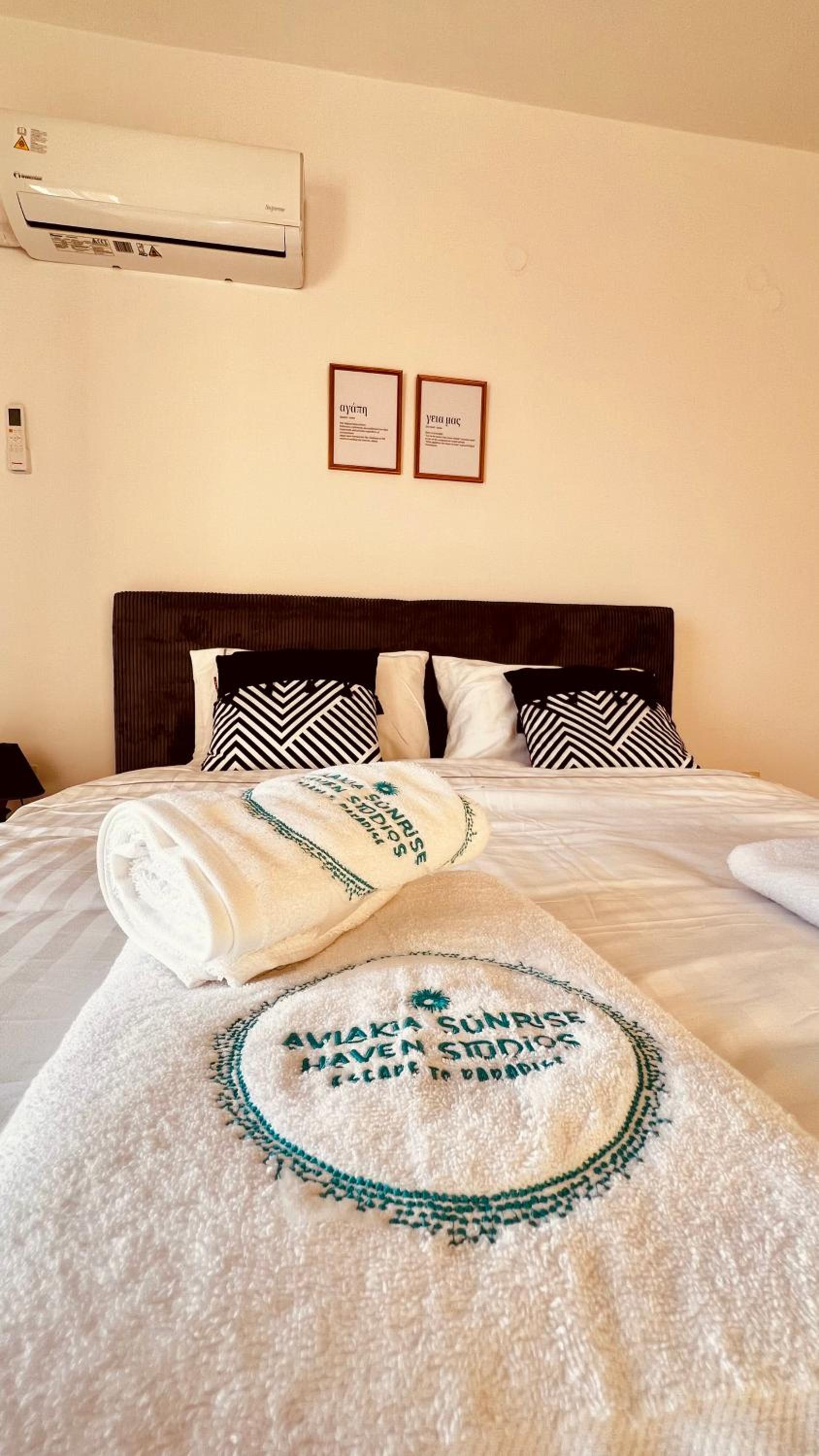 Studio Apartment with Sea View photo 2