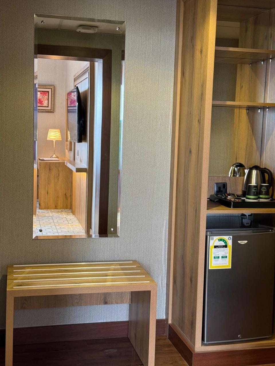 Standard Twin Room
