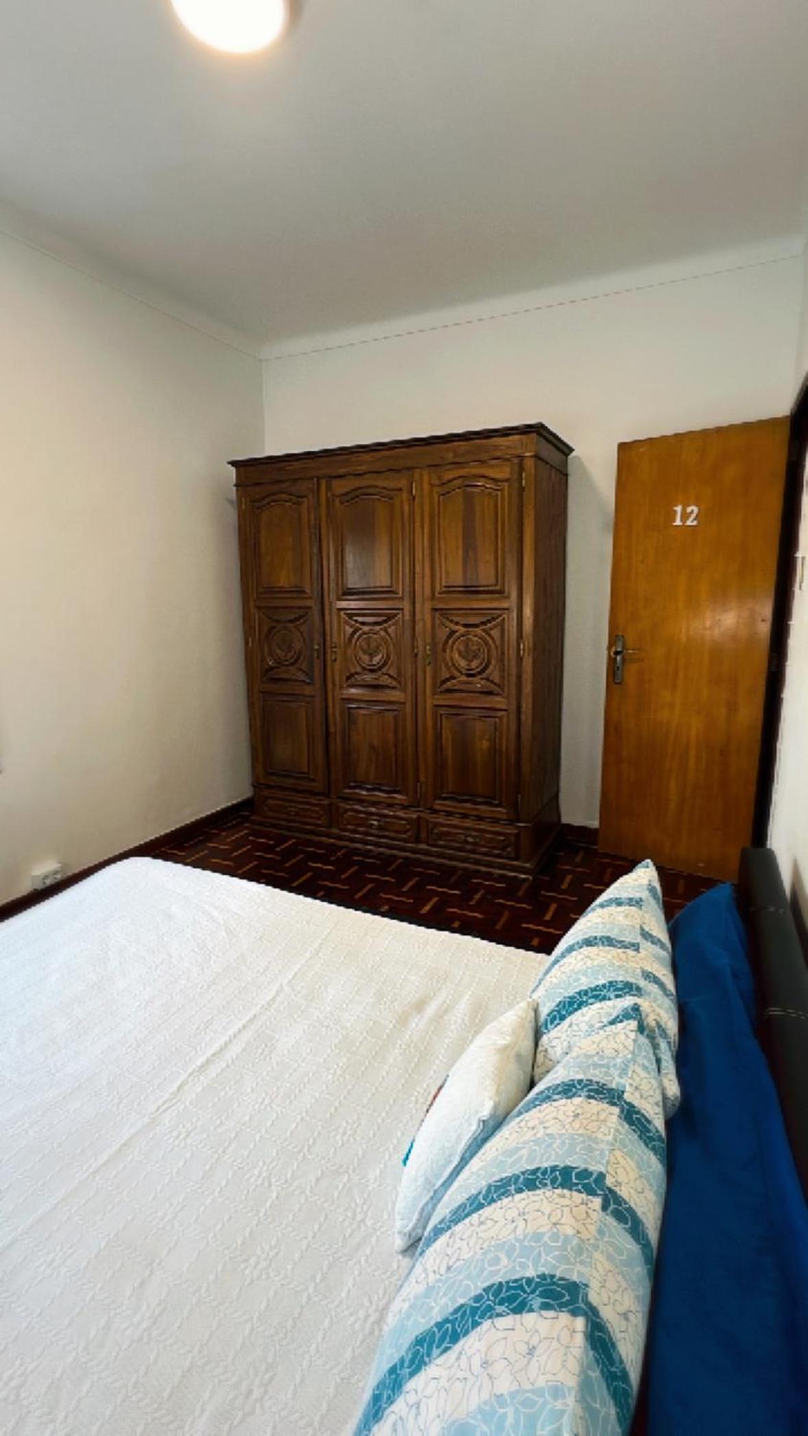 Double Room with Lake View - Photo 4