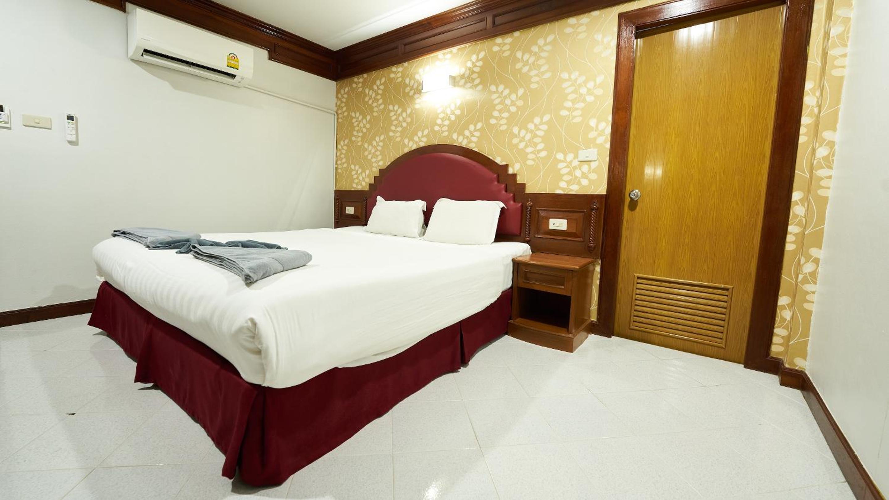 Standard Double Room (No window)