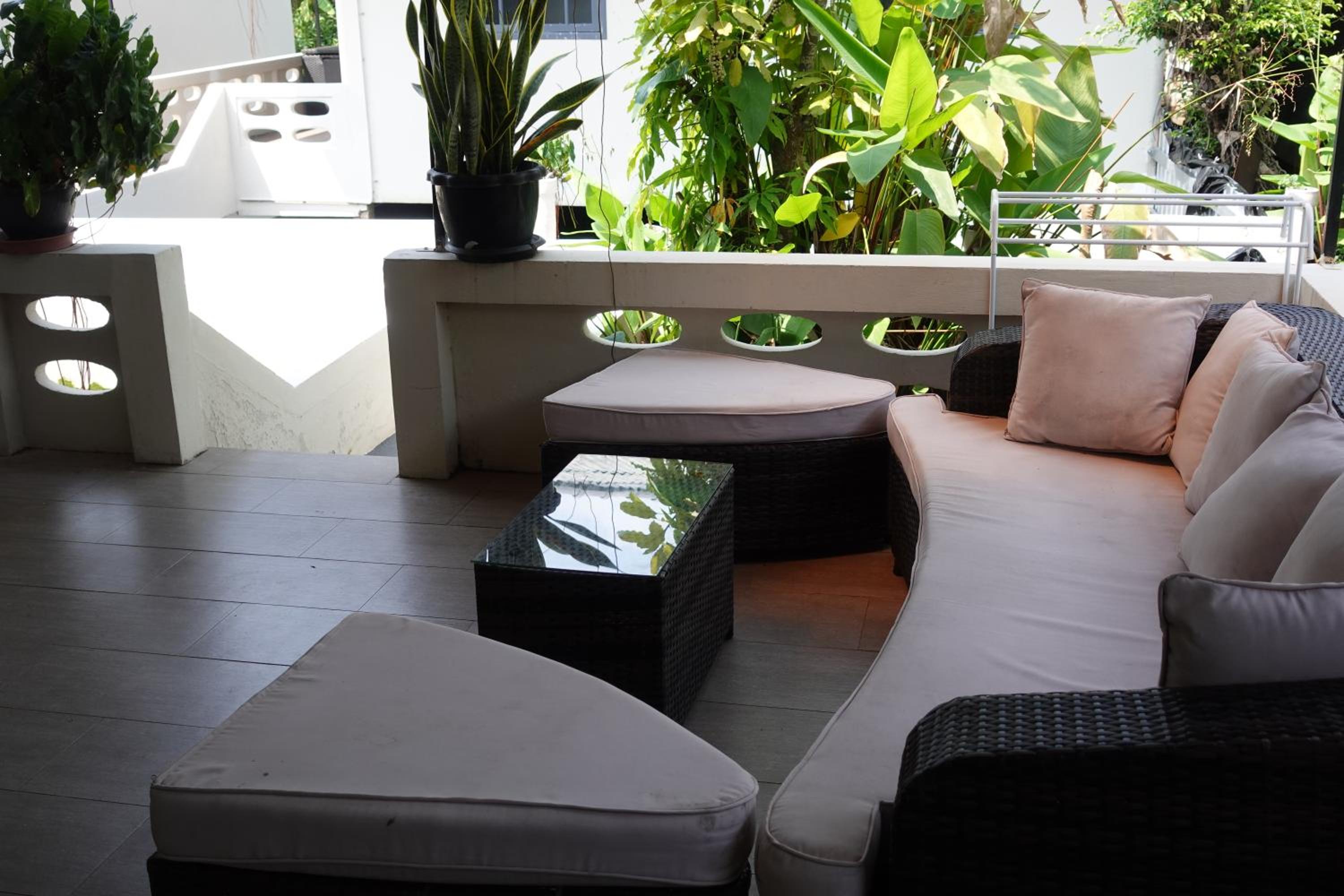 Superior Bungalow - Photo 1